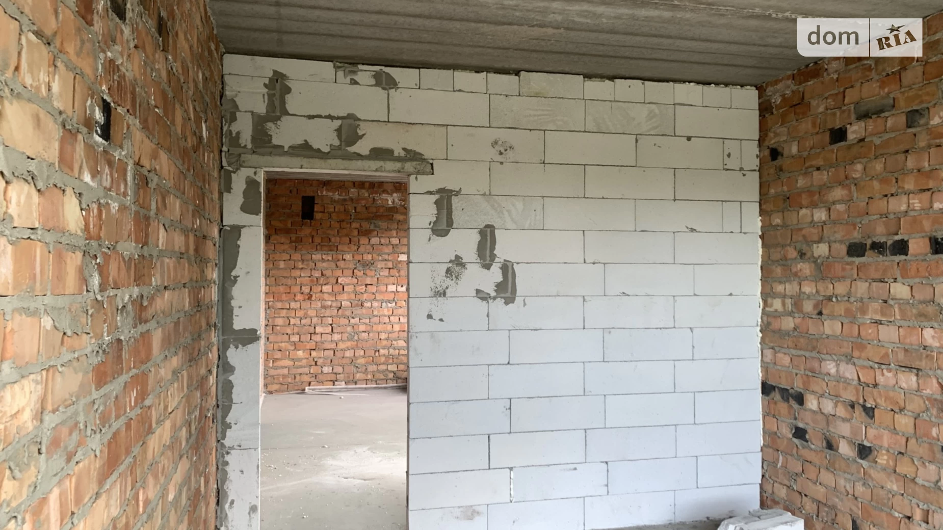 Продается 1-комнатная квартира 40 кв. м в Гостомеле, ул. Мирная, 3Д - фото 2