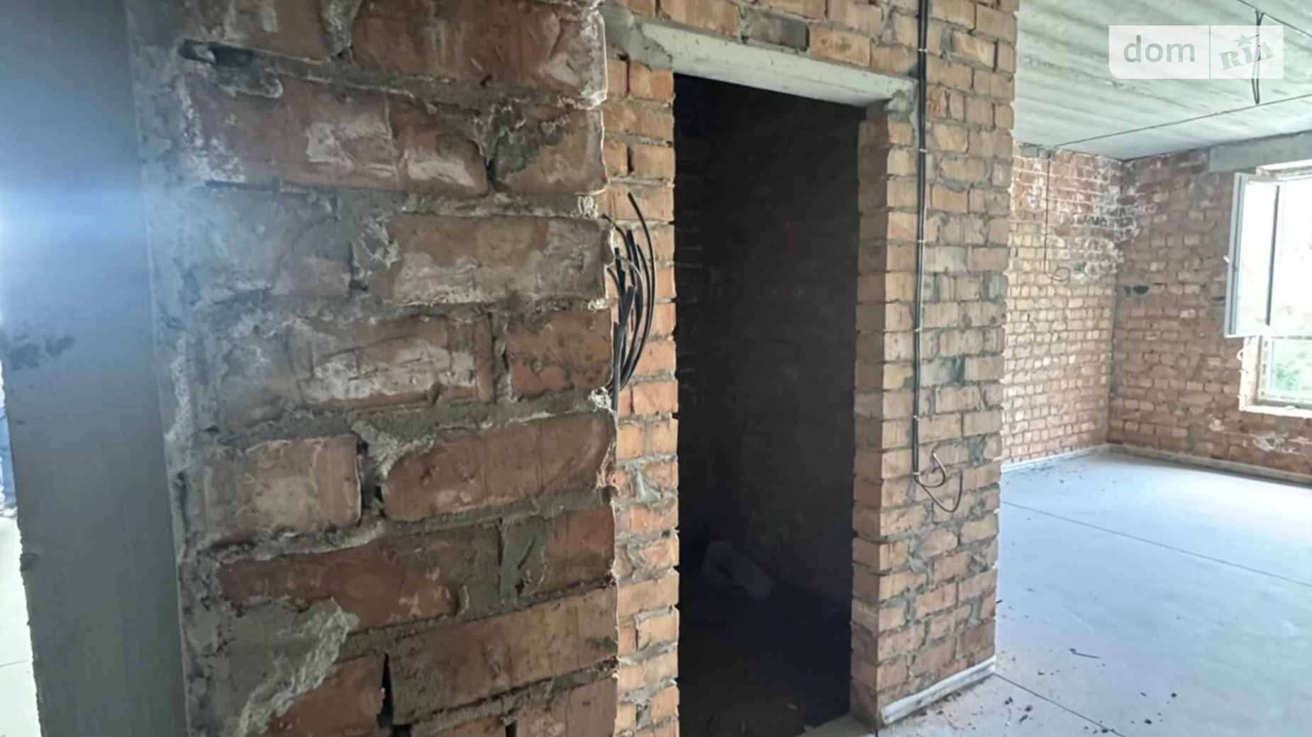 Продается 1-комнатная квартира 21 кв. м в Гостомеле, цена: 13500 $ - фото 2