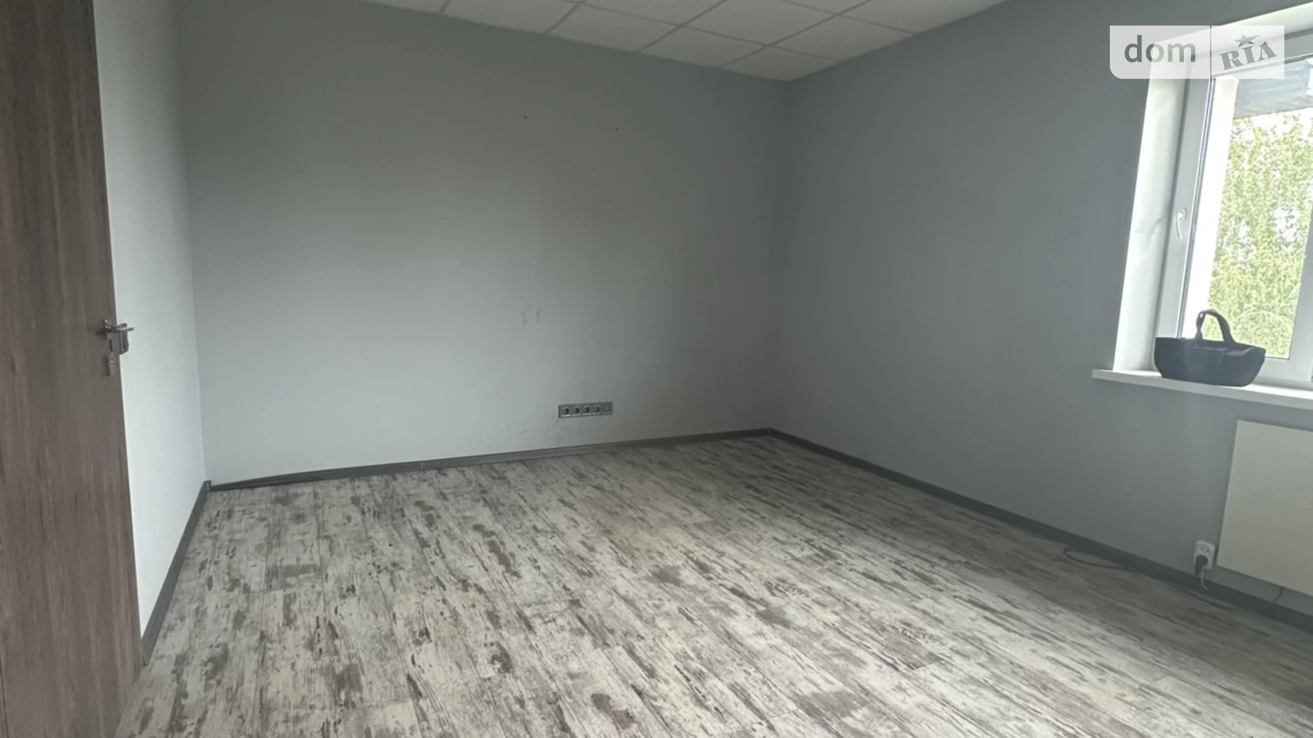 Сдается в аренду офис 25 кв. м в бизнес-центре, цена: 6000 грн - фото 2
