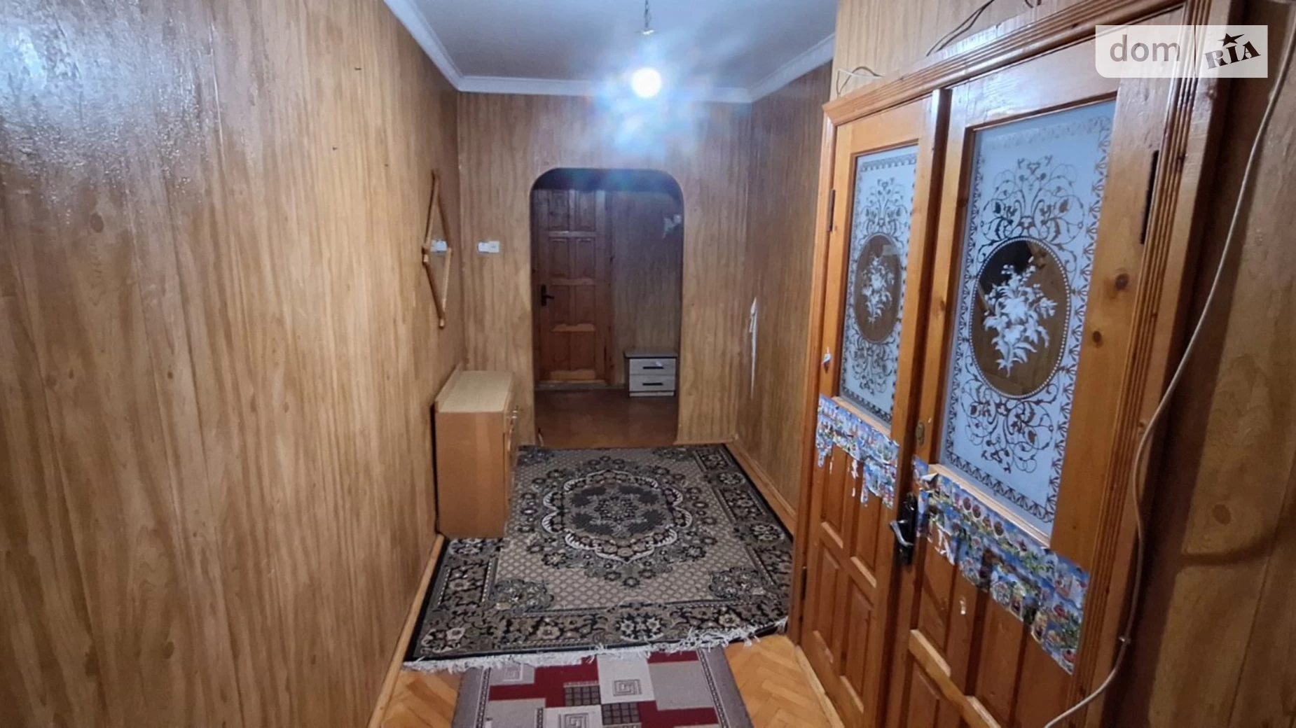 Продается 3-комнатная квартира 68 кв. м в Черновцах, ул. Главная - фото 2