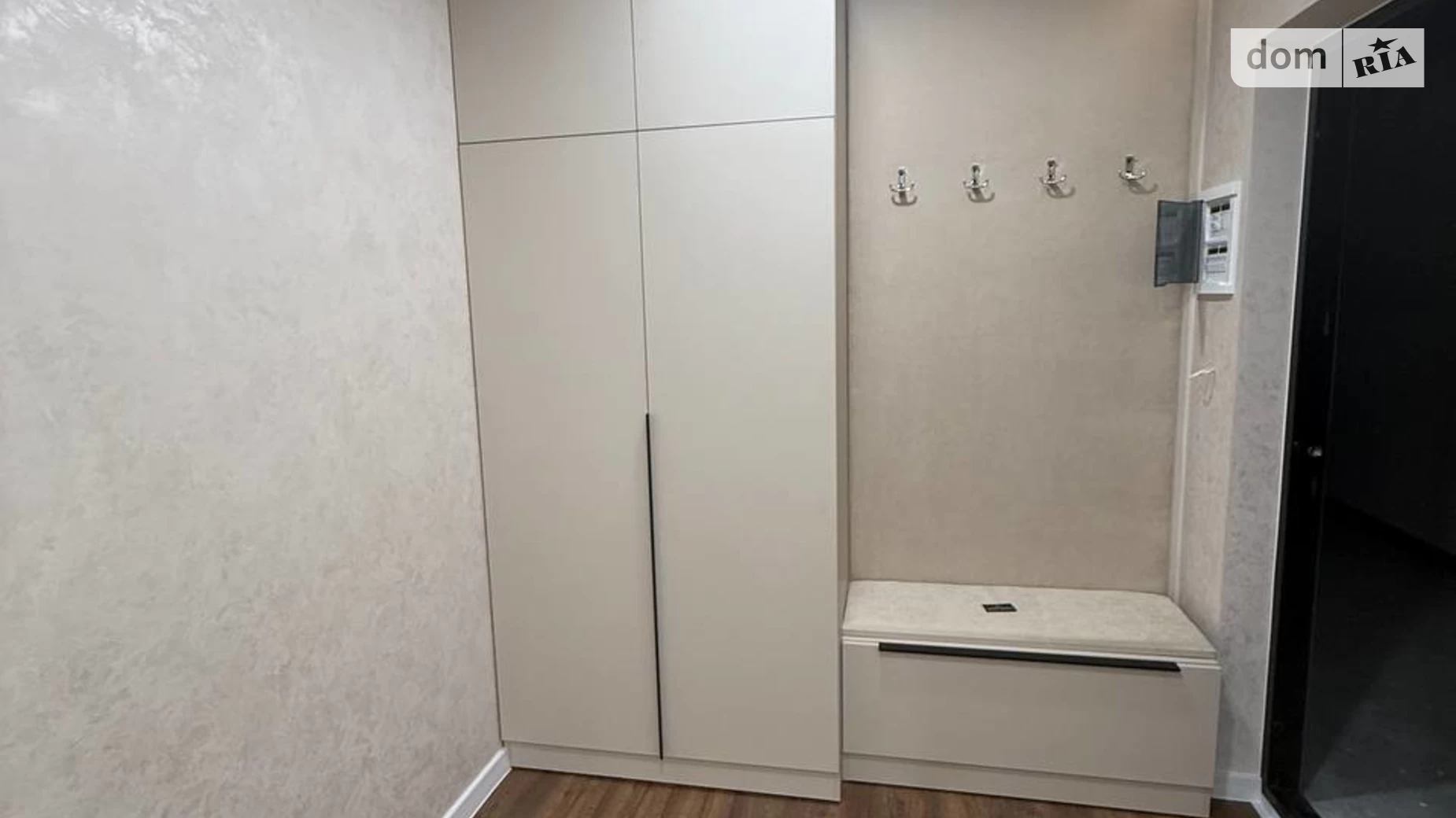 Продается 1-комнатная квартира 47 кв. м в Ивано-Франковске, ул. Героев Николаева(Сеченова), 129 - фото 2