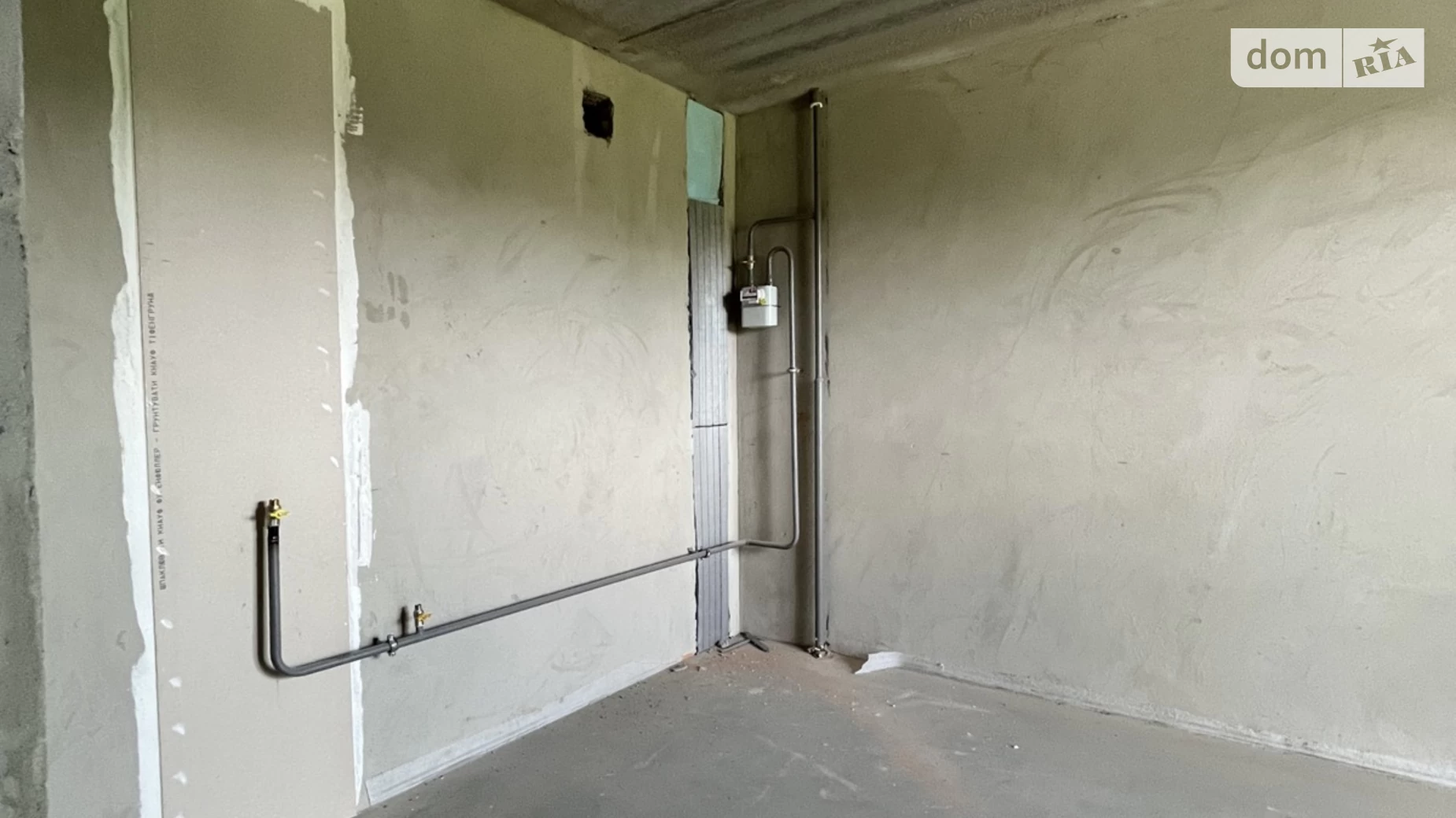 Продается 1-комнатная квартира 37.5 кв. м в Гостомеле, цена: 26000 $ - фото 2