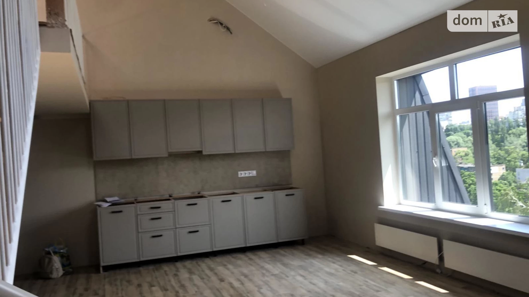 Продается 2-комнатная квартира 76 кв. м в Киеве, ул. Тираспольская, 44 - фото 3