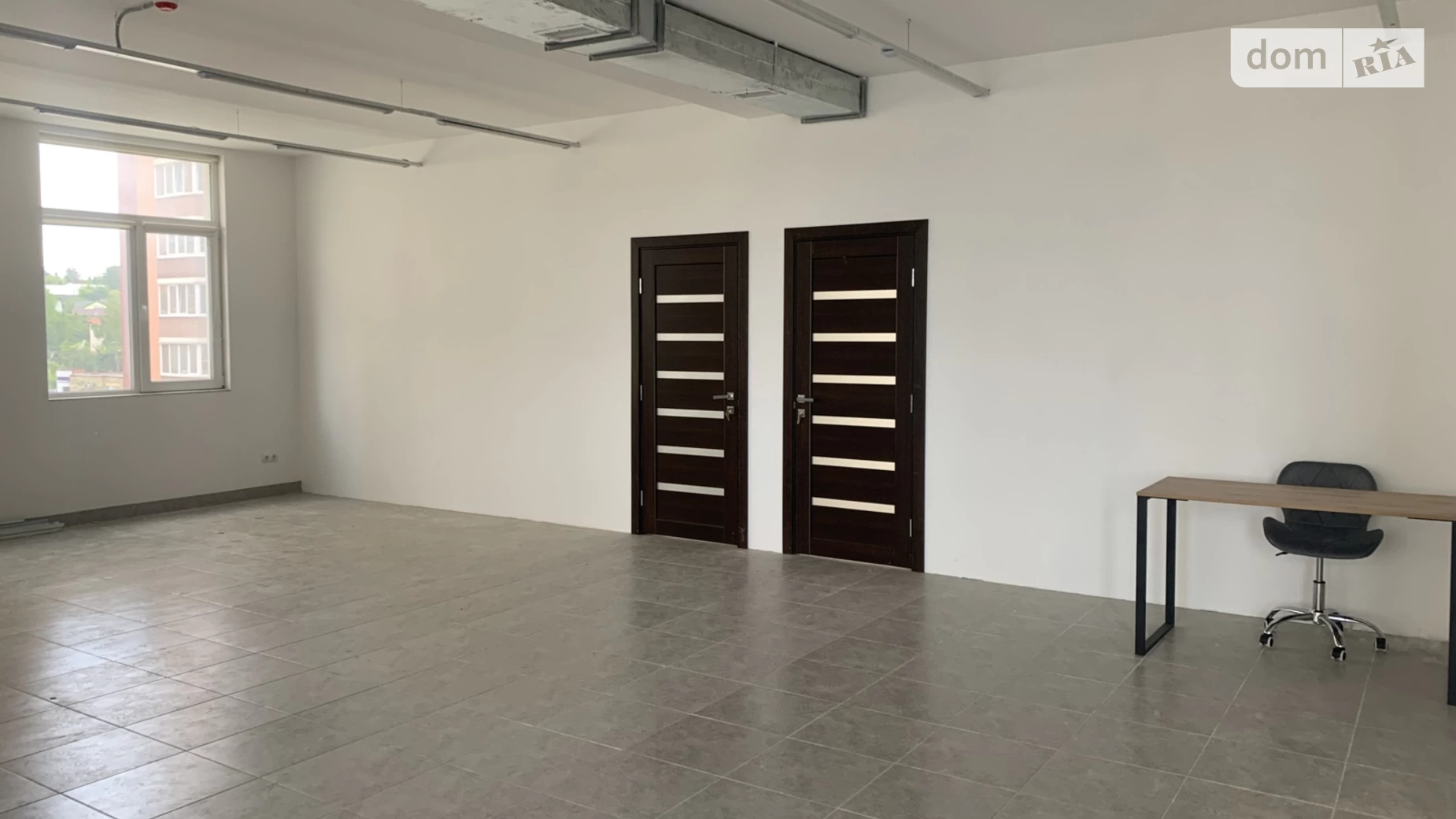 Сдается в аренду офис 153 кв. м в бизнес-центре, цена: 22950 грн - фото 2