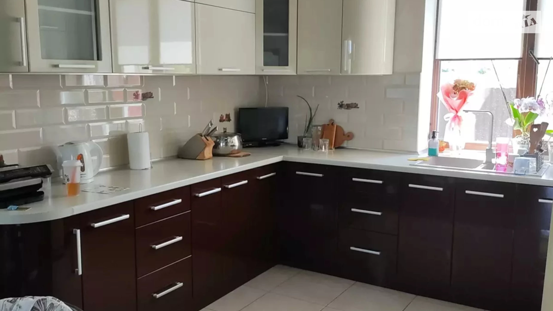 Продается дом на 2 этажа 205 кв. м с камином, цена: 200000 $ - фото 5