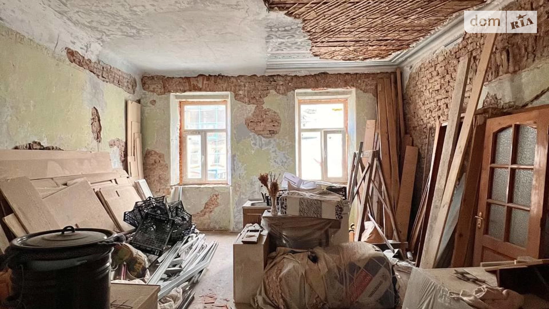 Продается 2-комнатная квартира 61 кв. м в Ивано-Франковске, ул. Галицкая, 35 - фото 2