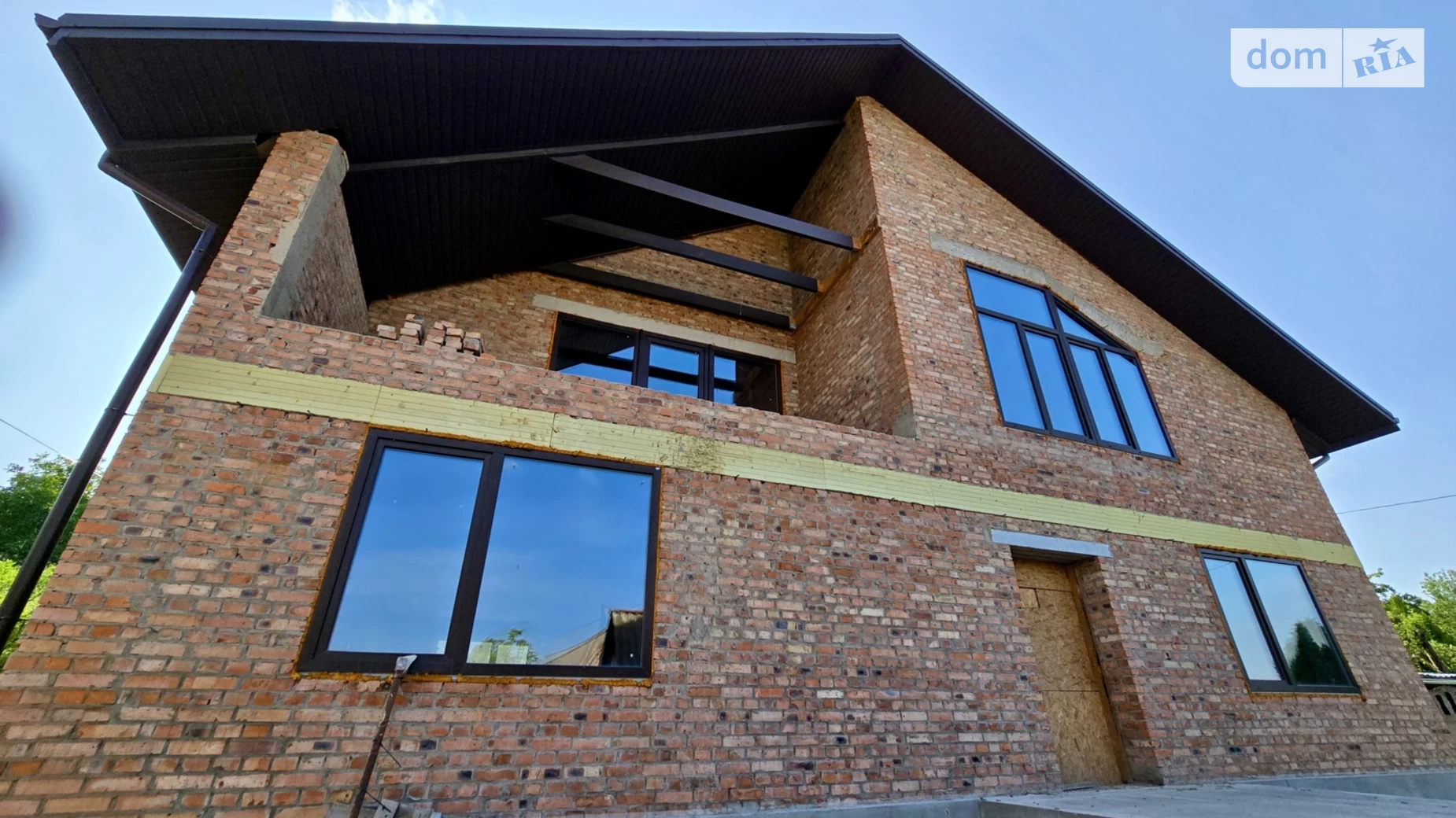 Продается дом на 2 этажа 240 кв. м с участком, цена: 150000 $ - фото 2