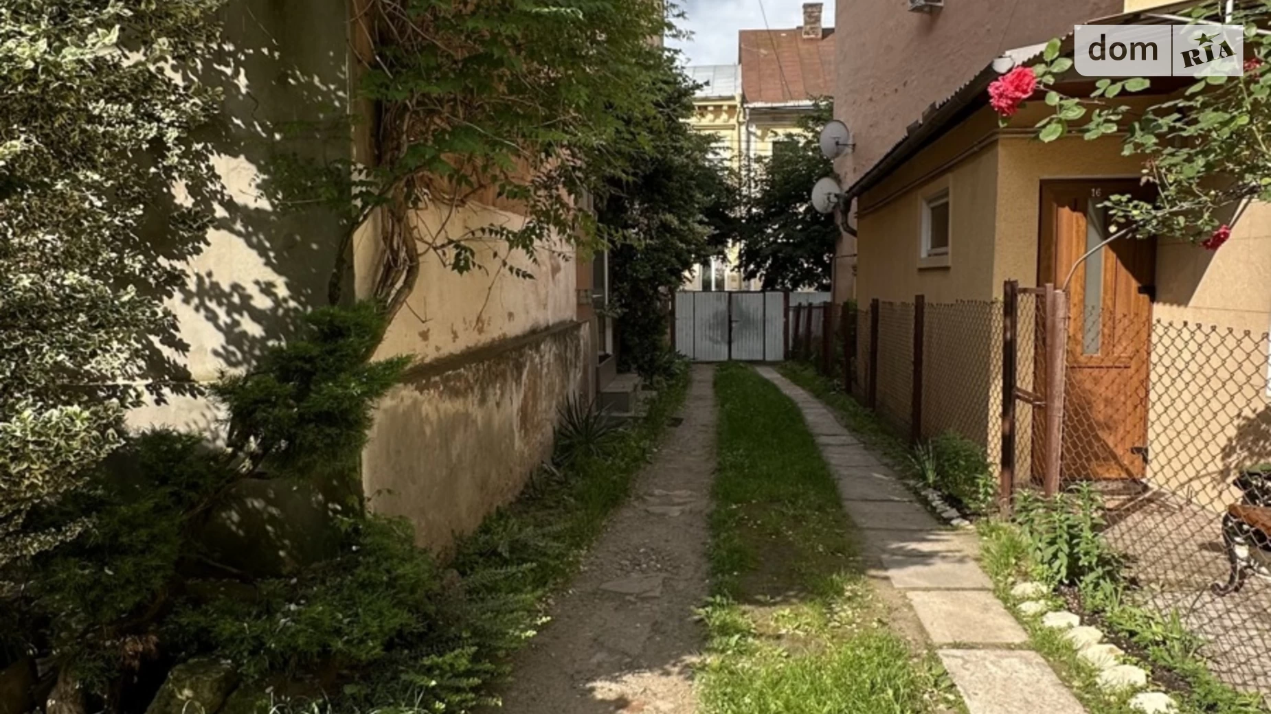 ул. Конституционная(28 Июня), 18 Центр Черновцы - фото 3