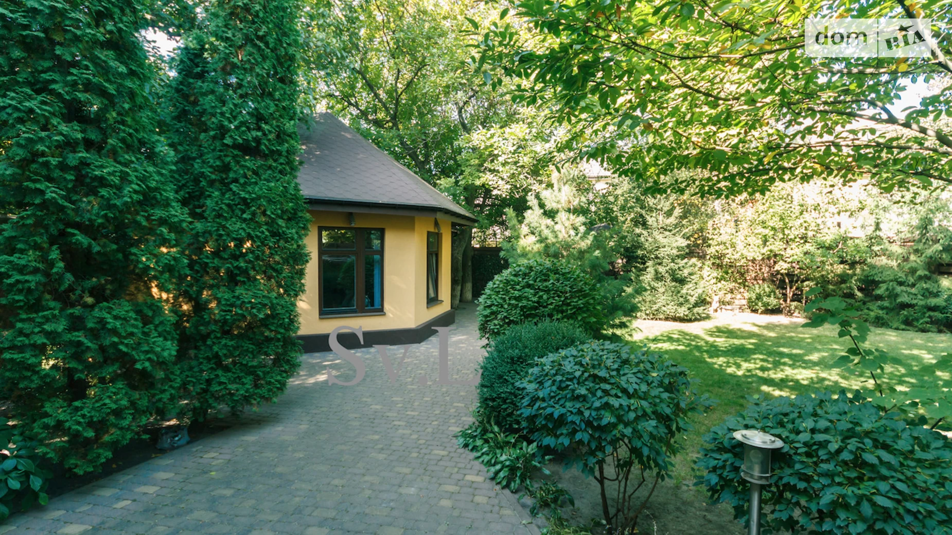 Продается дом на 2 этажа 595 кв. м с участком, цена: 650000 $ - фото 3