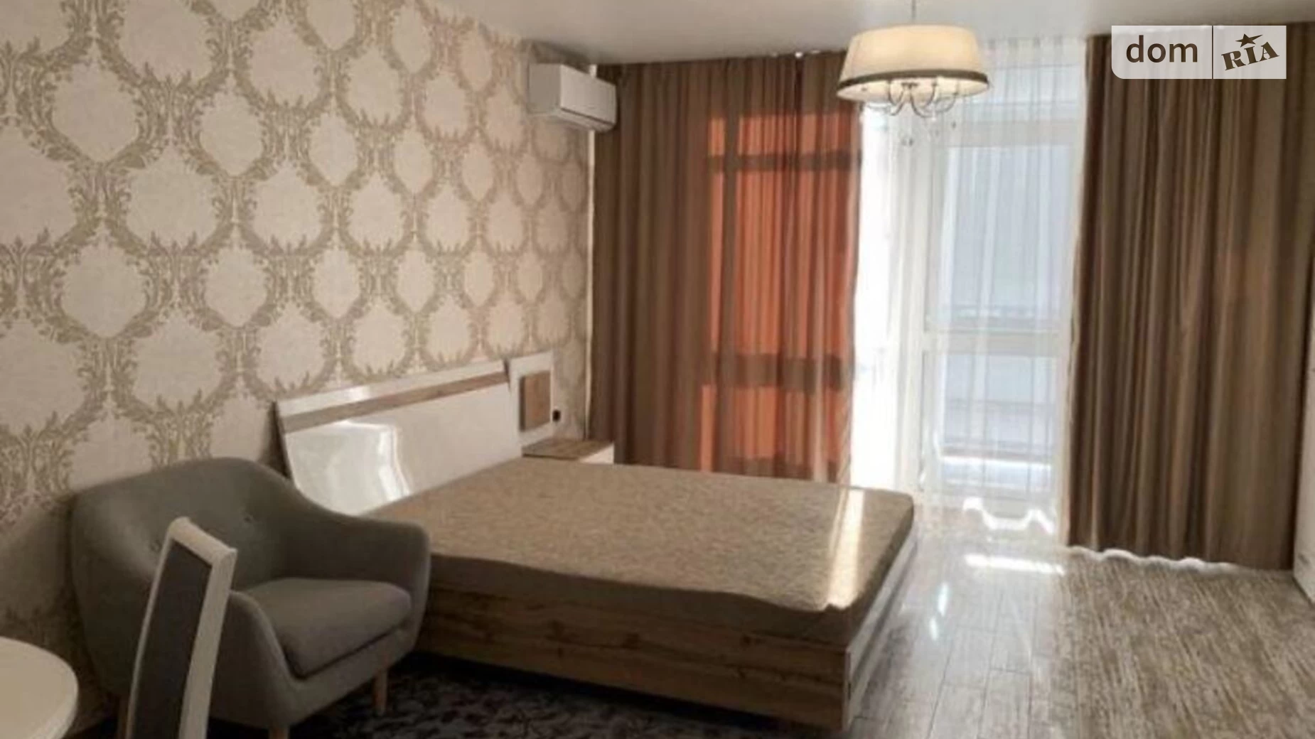 Продается 1-комнатная квартира 40 кв. м в Киеве, ул. Предславинская, 53 - фото 3