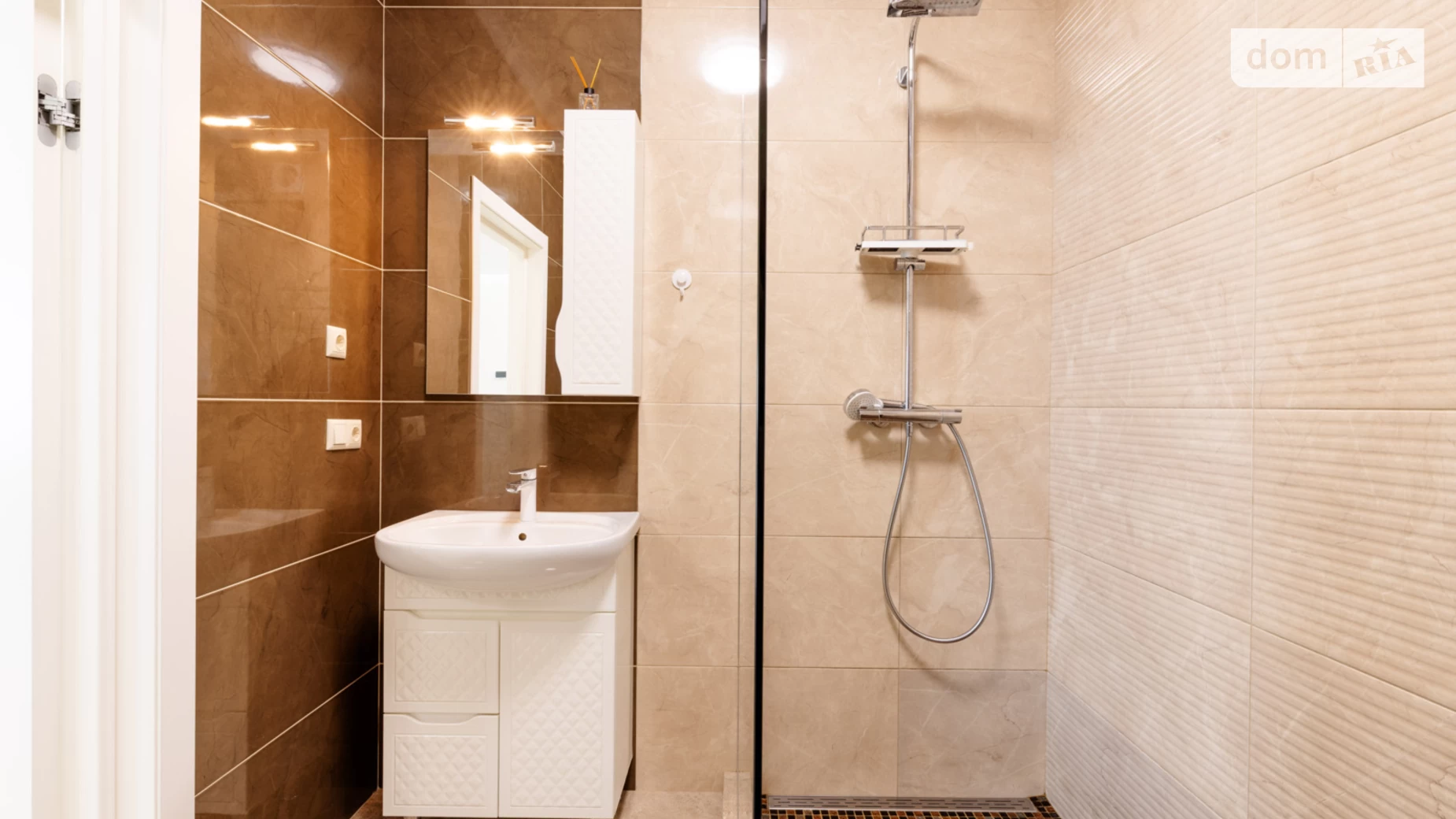 Продается одноэтажный дом 220 кв. м с террасой, цена: 325000 $ - фото 5