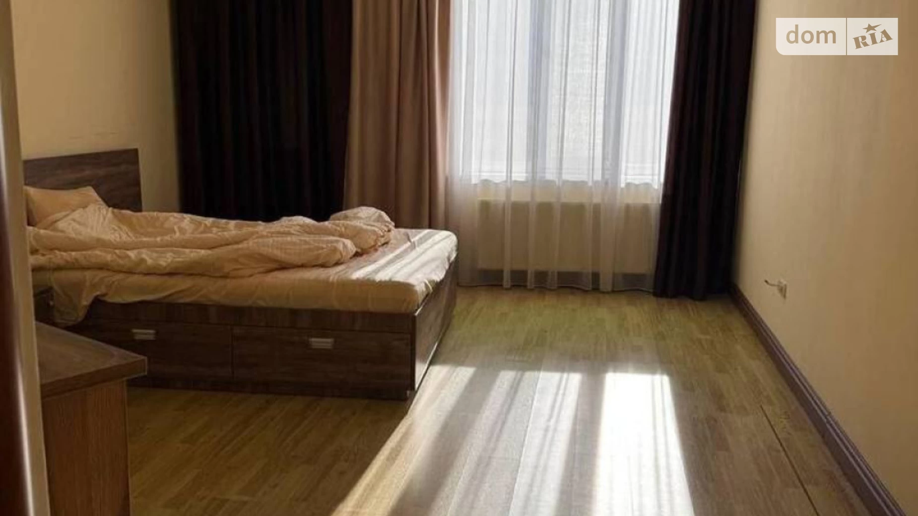 Продается дом на 3 этажа 310 кв. м с участком, цена: 210000 $ - фото 3