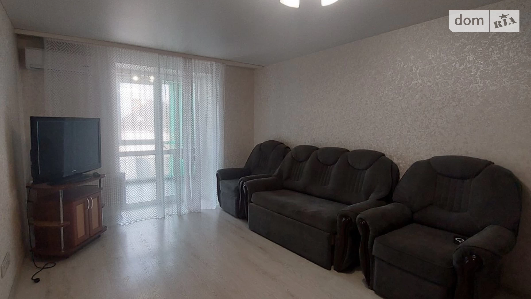 2-комнатная квартира 80 кв. м в Луцке, ул. Яровица - фото 4