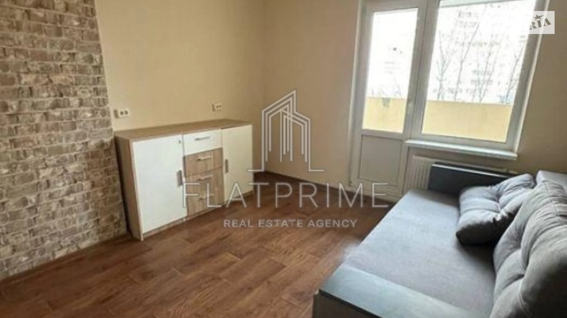 Продается 1-комнатная квартира 55 кв. м в Киеве, ул. Ревуцкого, 54А - фото 3