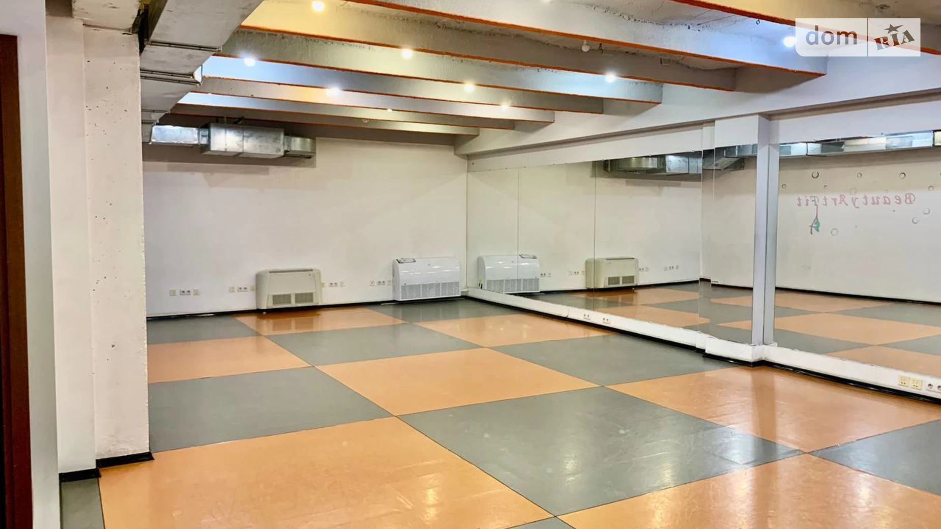 Сдается в аренду офис 140 кв. м в бизнес-центре, цена: 23000 грн - фото 4