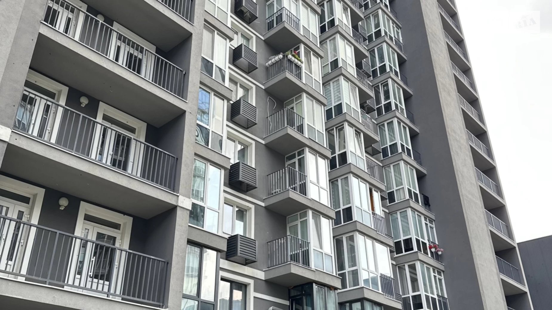 Продается 4-комнатная квартира 131 кв. м в Буче, бул. Леонида Бирюкова, 2А - фото 4