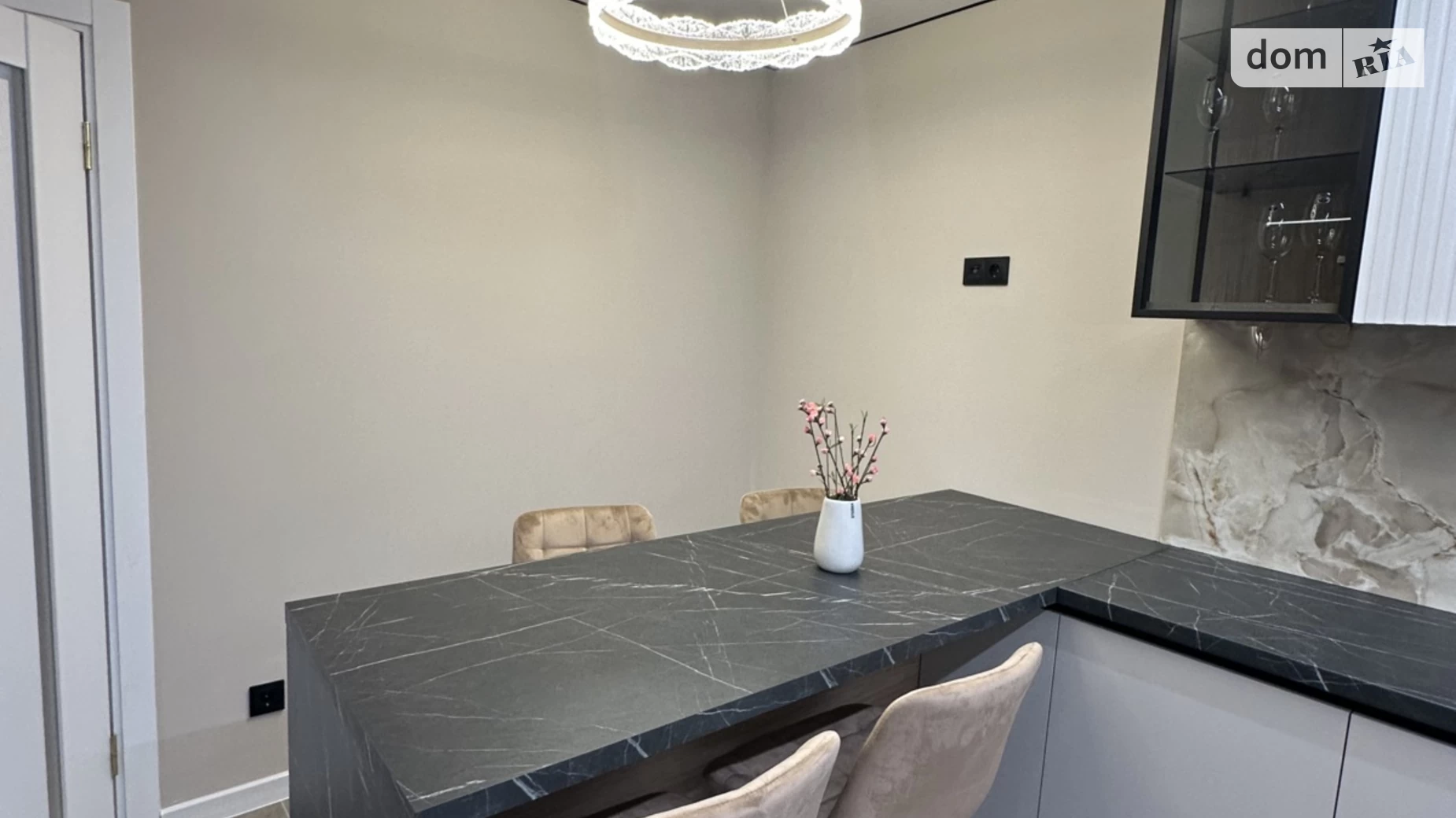 2-комнатная квартира 67 кв. м в Тернополе, цена: 85000 $ - фото 4