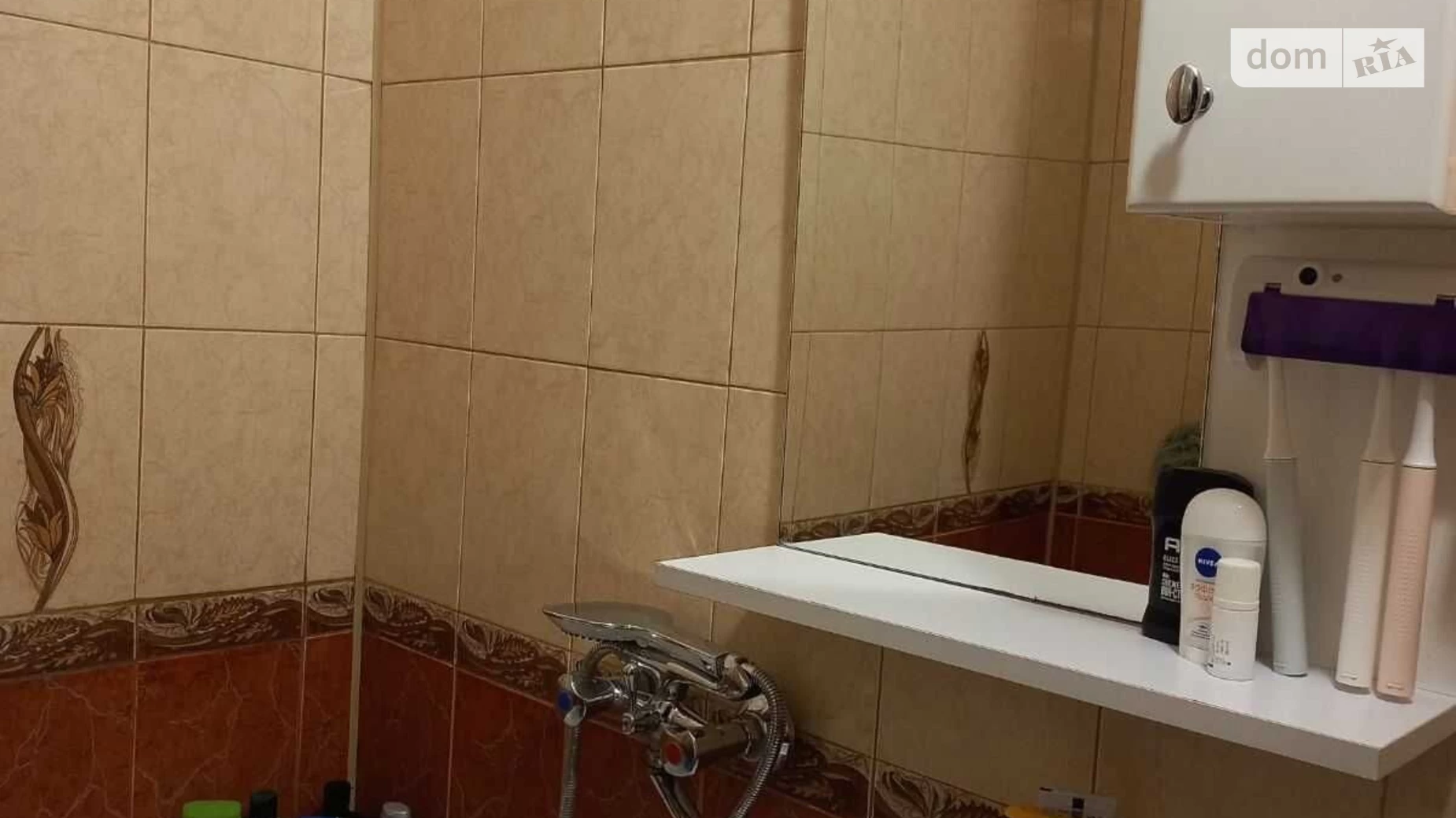 Продается 2-комнатная квартира 49 кв. м в Ровно, ул. Волынской Дивизии, 11 - фото 4