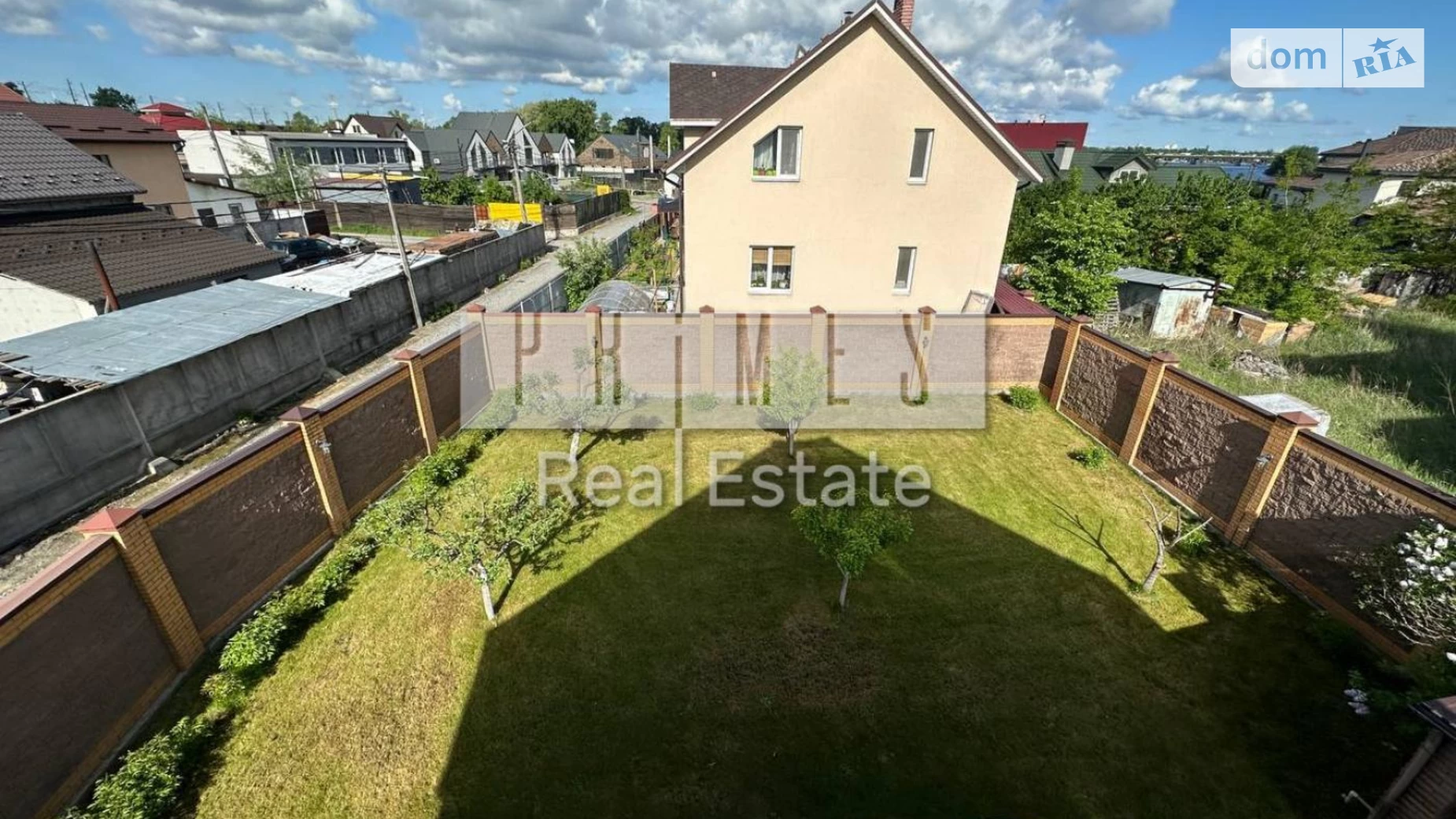 Продается дом на 3 этажа 287.1 кв. м с садом, цена: 250000 $ - фото 2