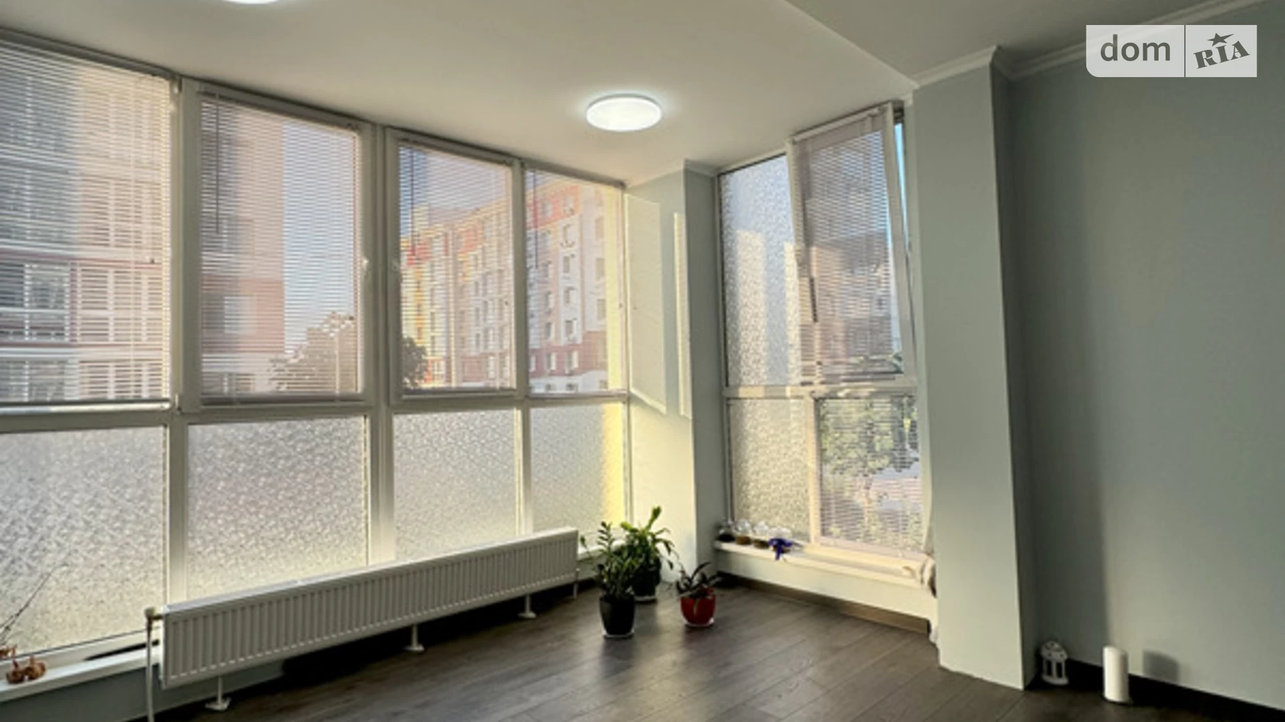 Продается 2-комнатная квартира 60 кв. м в, цена: 47850 $ - фото 2