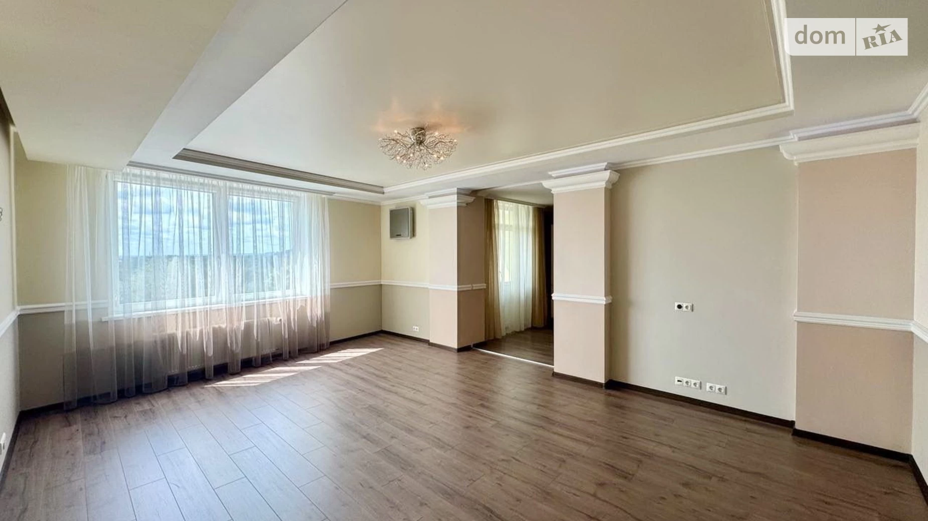 Продается 4-комнатная квартира 147 кв. м в Киеве, ул. Раисы Окипной, 10 - фото 2