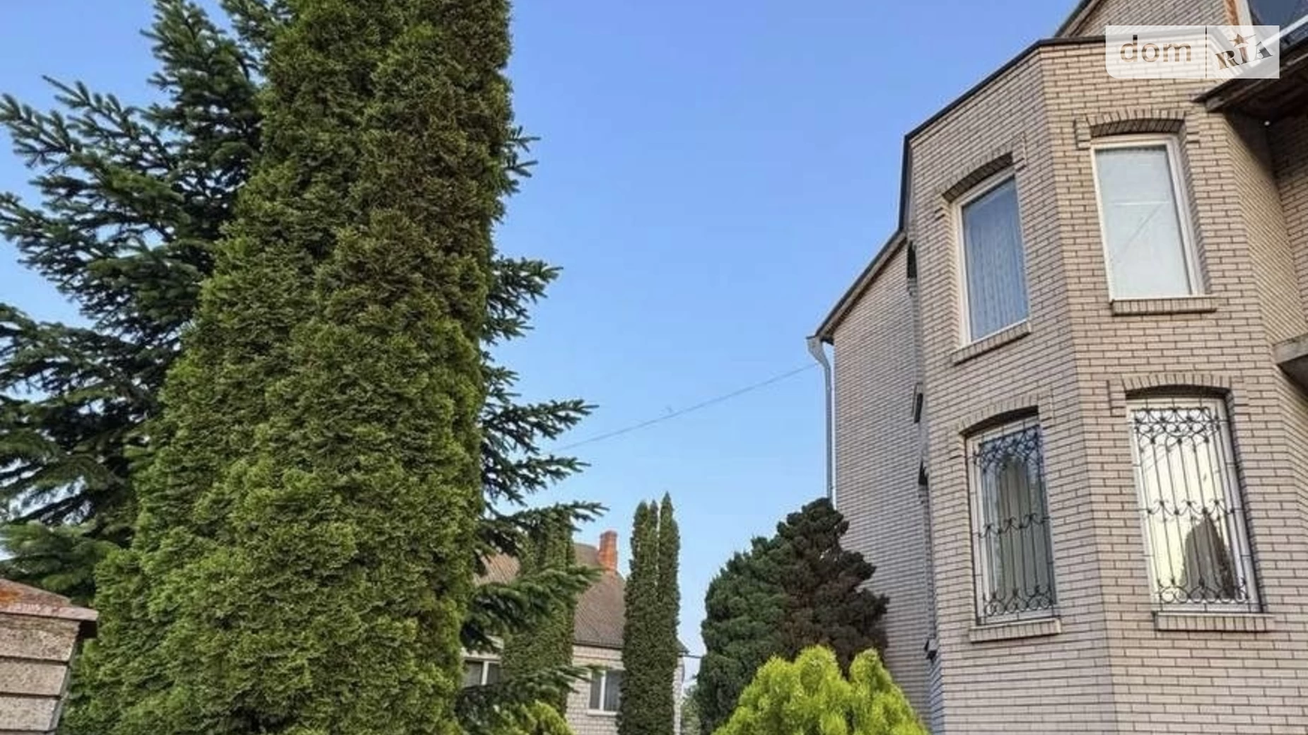 Продается дом на 2 этажа 300 кв. м с мебелью, цена: 563 $ - фото 2