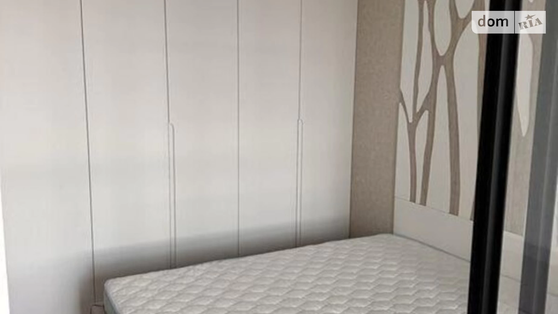 Продается 1-комнатная квартира 39 кв. м в Киеве, ул. Ревуцкого, 40Б - фото 4