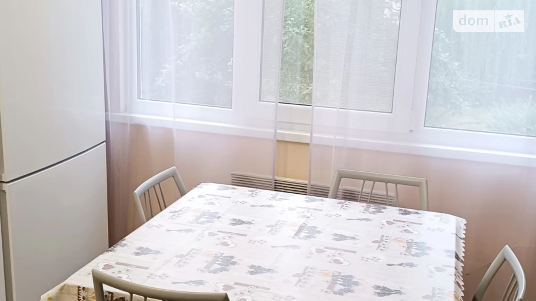 Сдается в аренду 2-комнатная квартира 60 кв. м в Черновцах, цена: 300 $ - фото 3