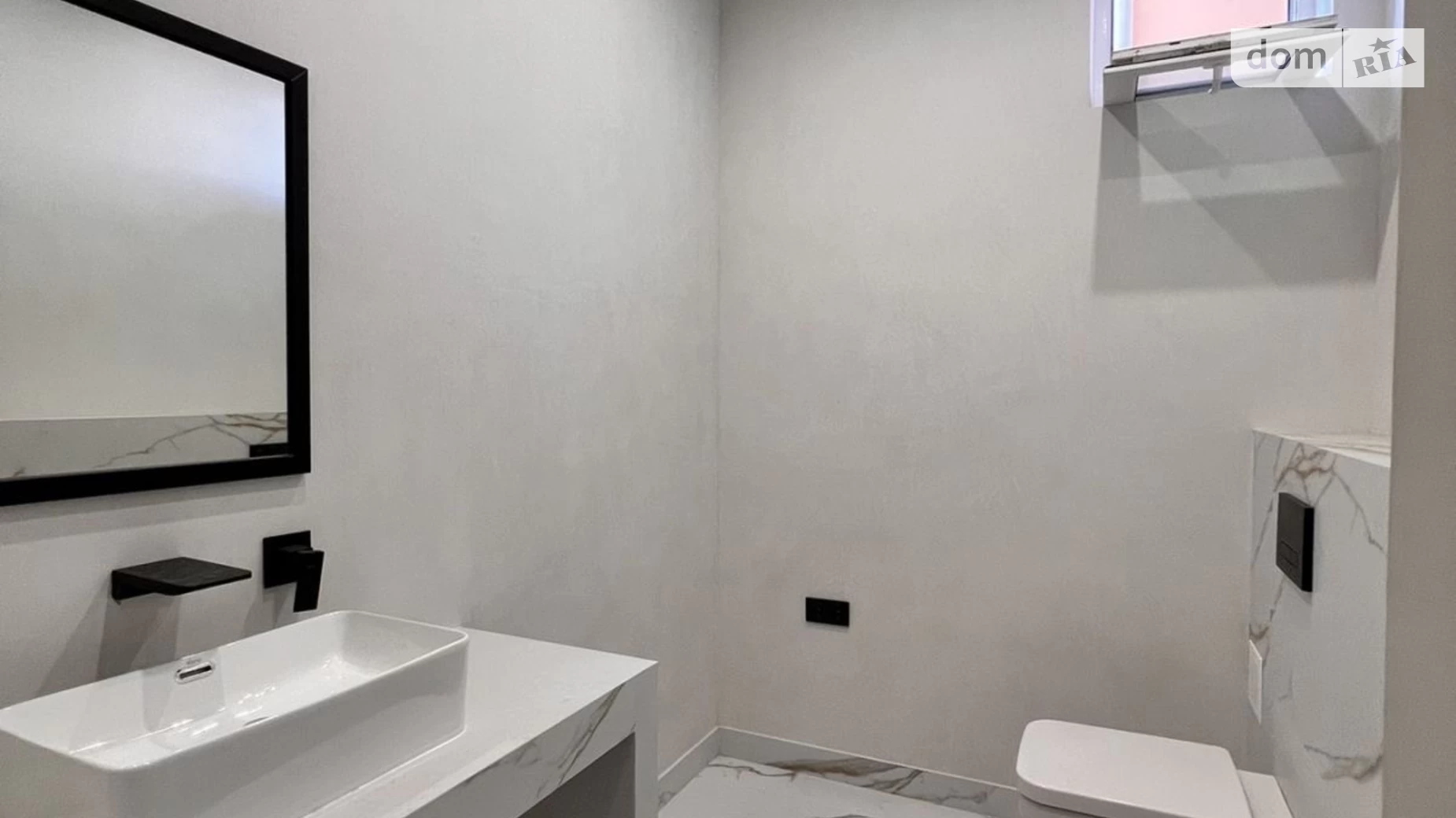 Продается дом на 2 этажа 233 кв. м с камином, цена: 360000 $ - фото 4