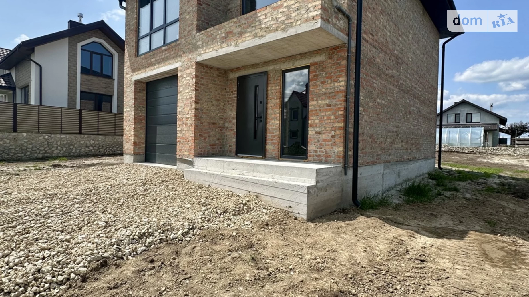 Продается дом на 2 этажа 120 кв. м с камином, цена: 68000 $ - фото 4