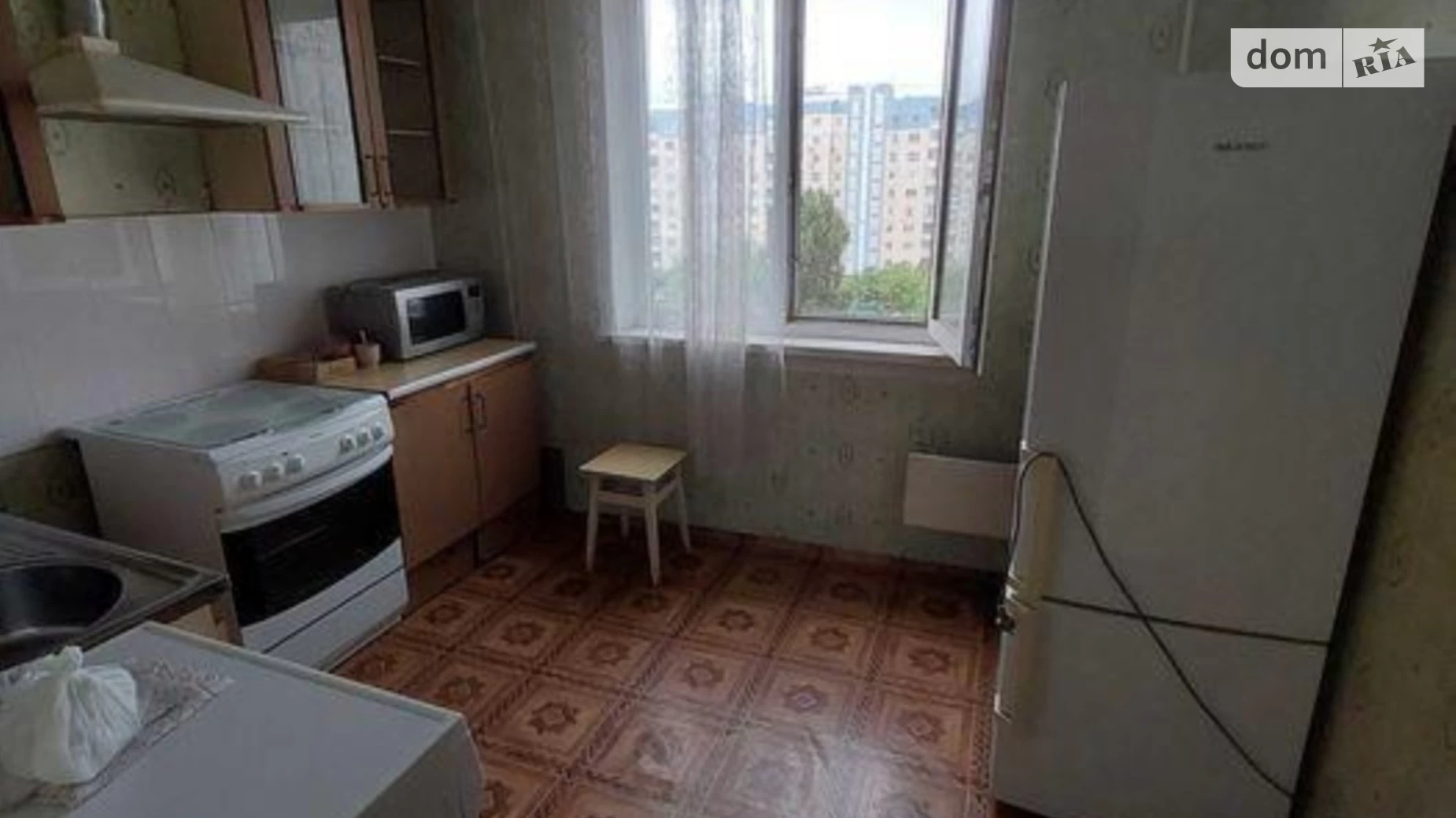 Продается 2-комнатная квартира 60.9 кв. м в Киеве, ул. Здолбуновская, 11 - фото 2