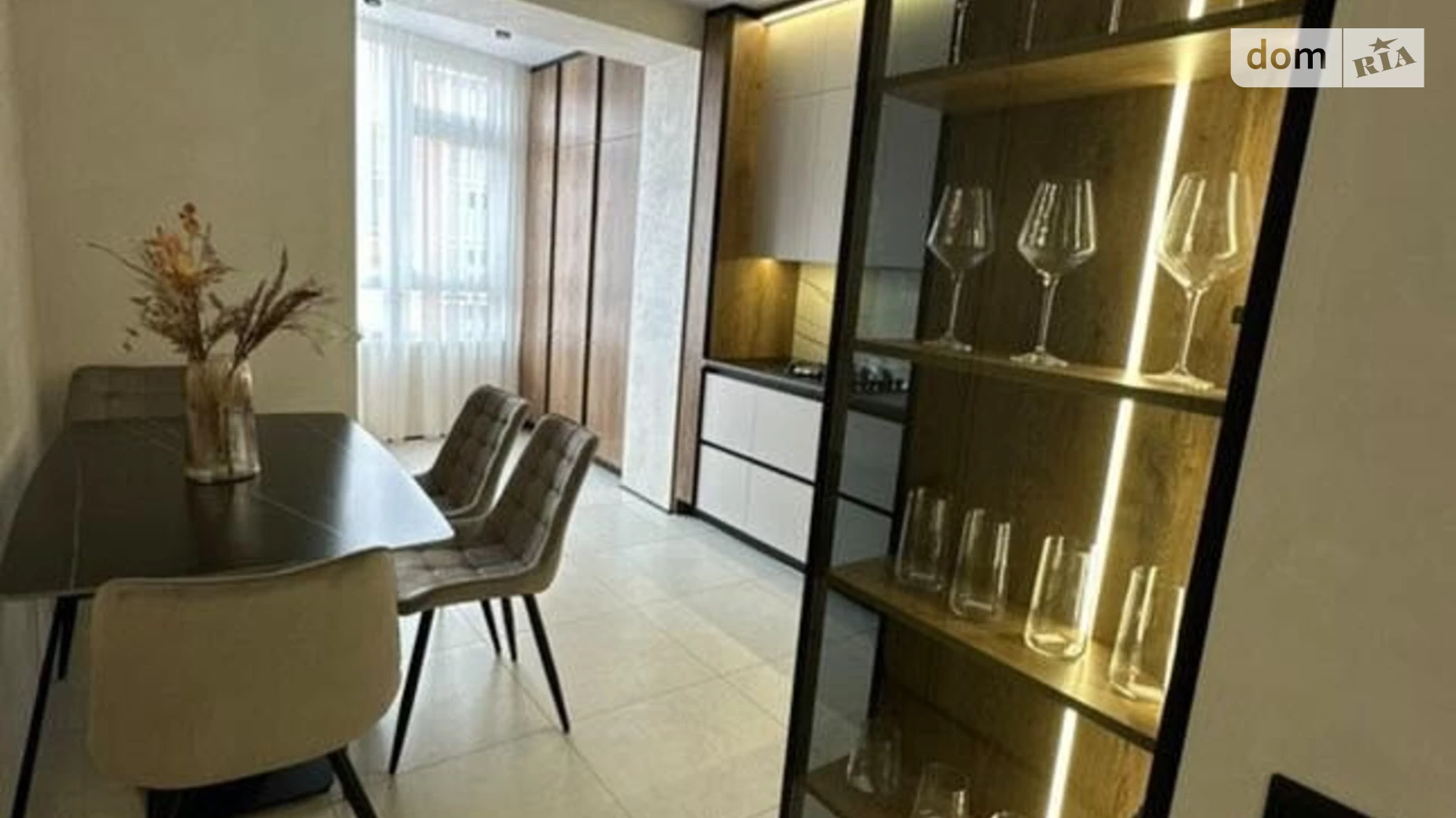 Продается 2-комнатная квартира 68 кв. м в Хмельницком - фото 2