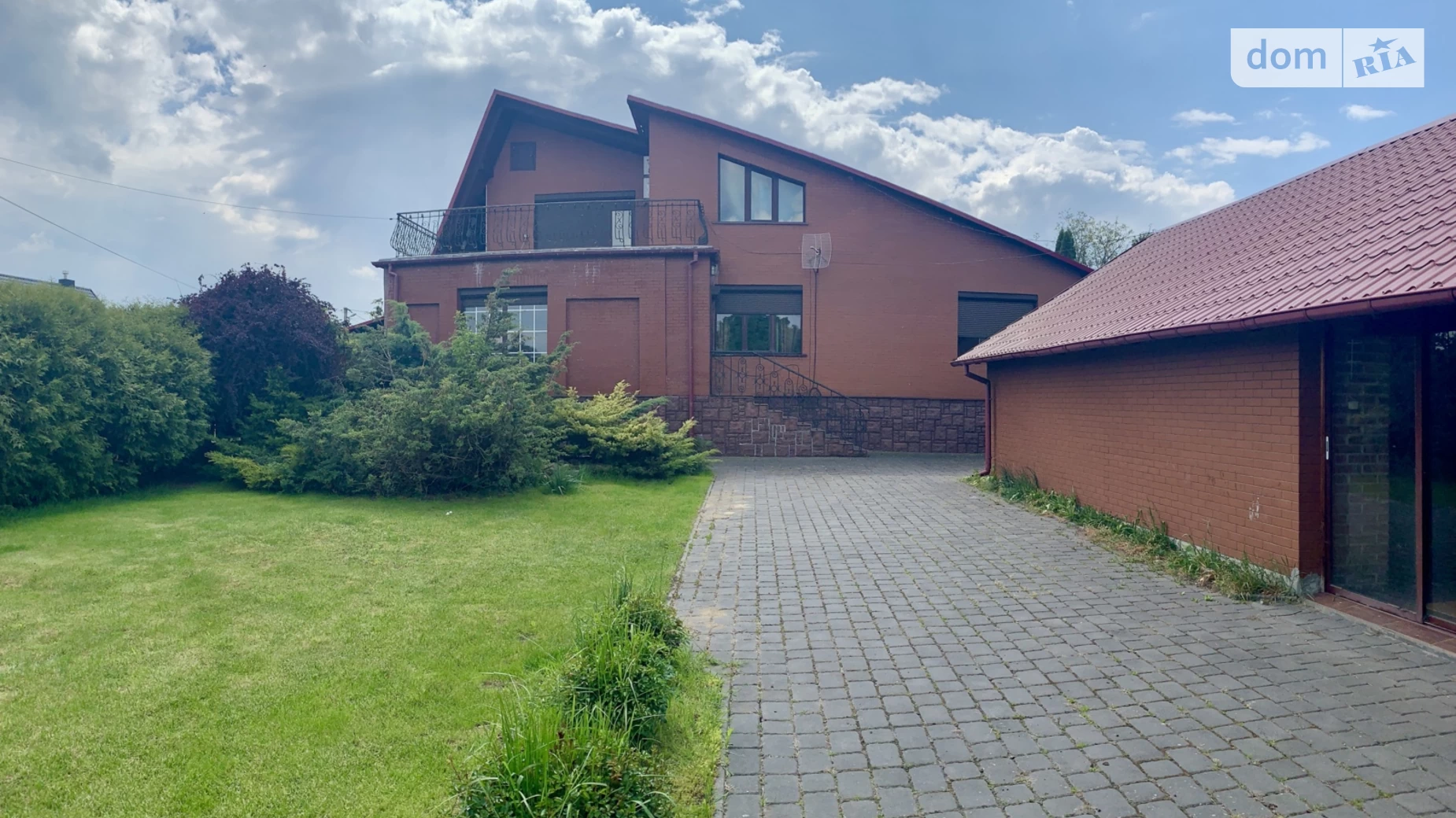 Продается дом на 2 этажа 313 кв. м с садом, цена: 170000 $ - фото 2