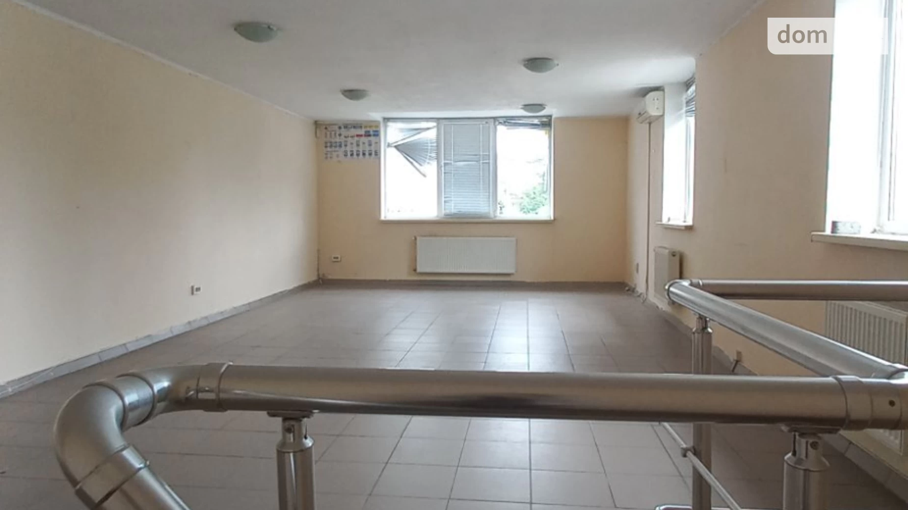 Сдается в аренду офис 45 кв. м в бизнес-центре, цена: 11250 грн - фото 2