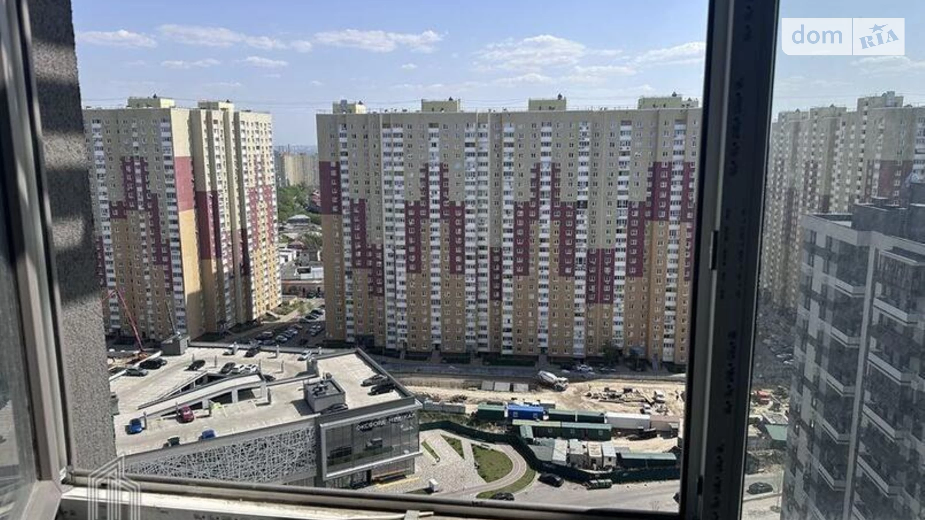 Продается 1-комнатная квартира 43 кв. м в Киеве, ул. Александра Олеся, 5А - фото 2