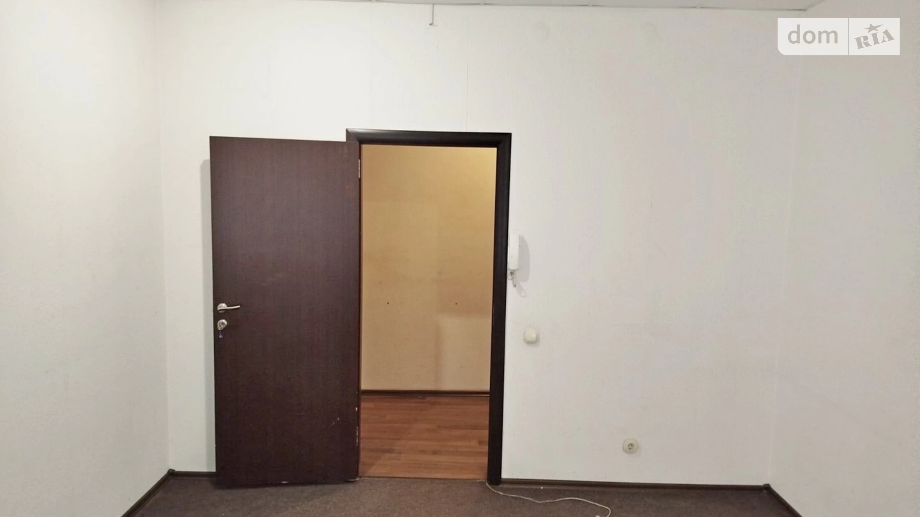 Сдается в аренду офис 23.8 кв. м в бизнес-центре, цена: 8300 грн - фото 4
