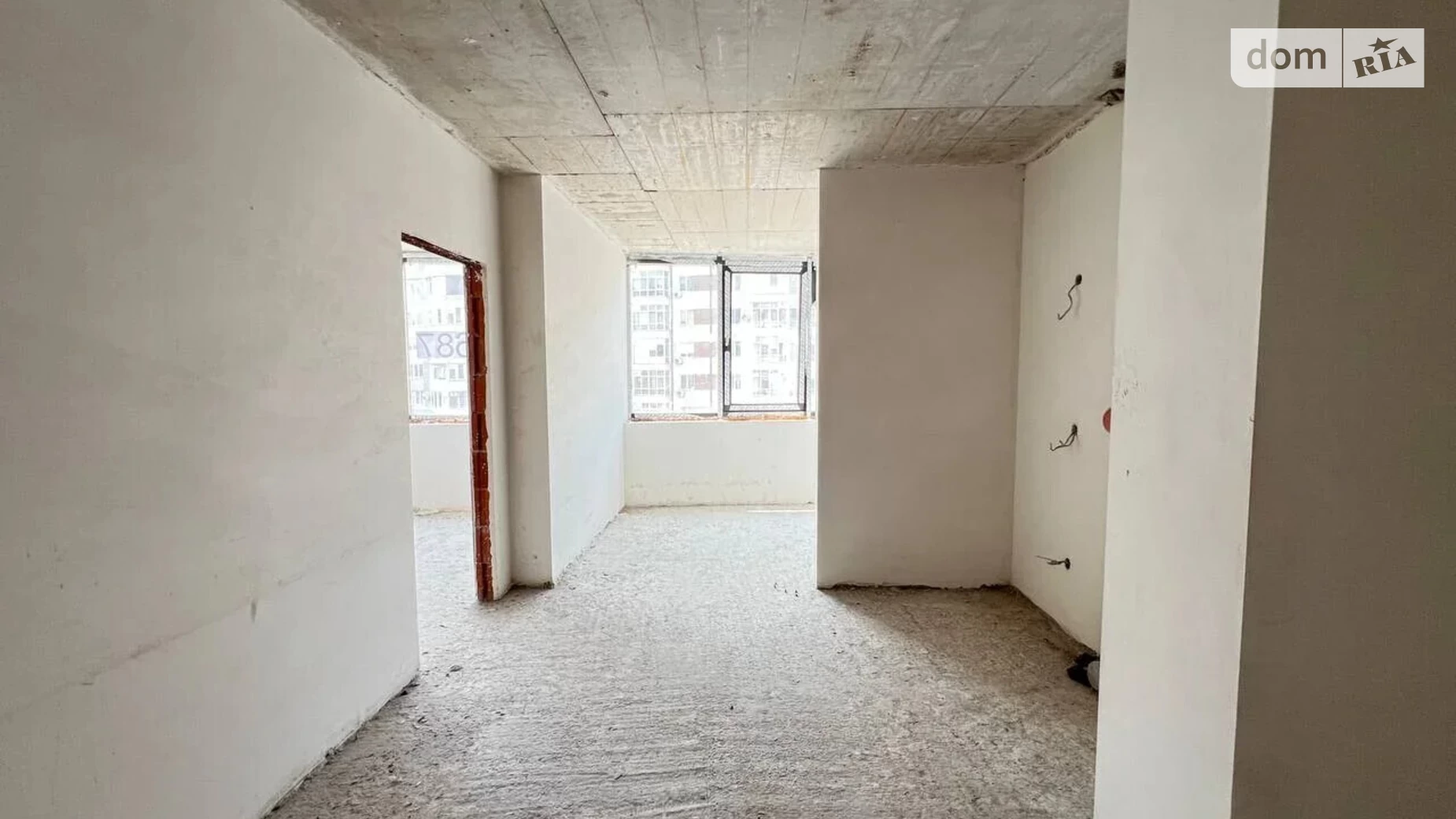 Продается 1-комнатная квартира 48 кв. м в Ивано-Франковске, цена: 61400 $ - фото 2