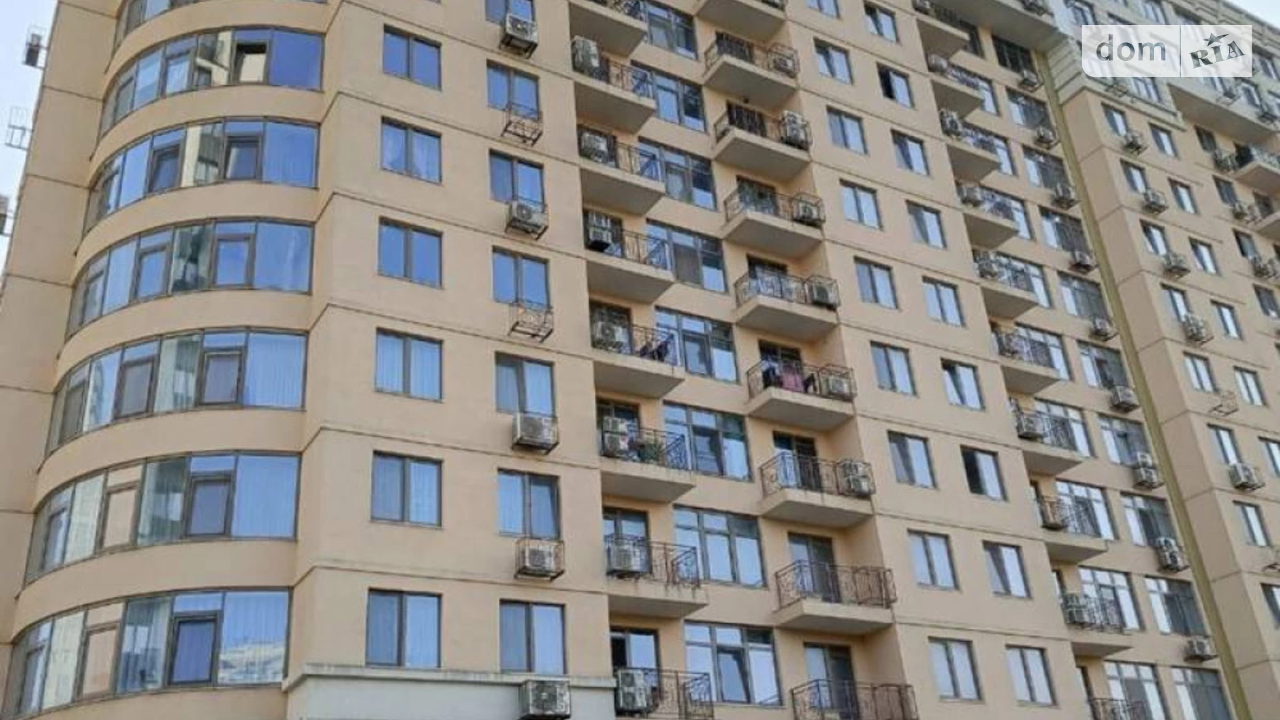 Продається 1-кімнатна квартира 43 кв. м у Одесі, вул. Літературна - фото 2