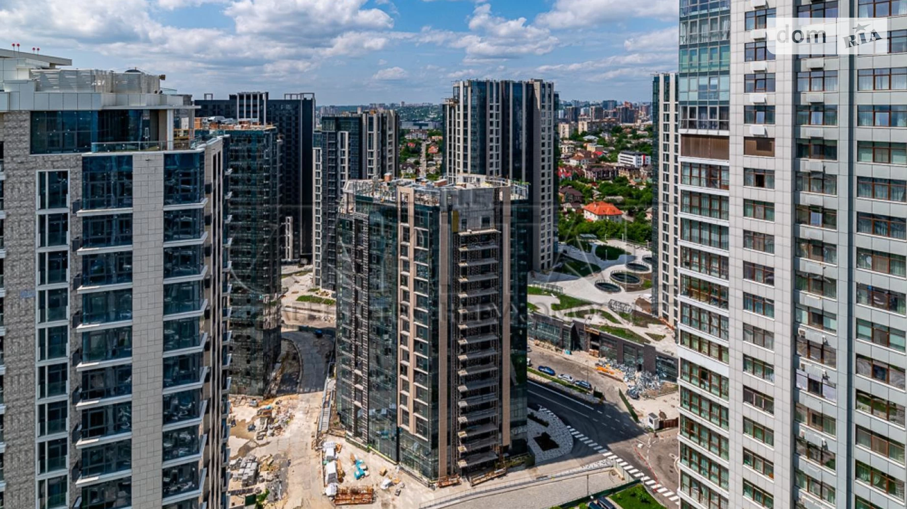 Продается 1-комнатная квартира 63 кв. м в Киеве, ул. Андрея Верхогляда(Драгомирова) - фото 2