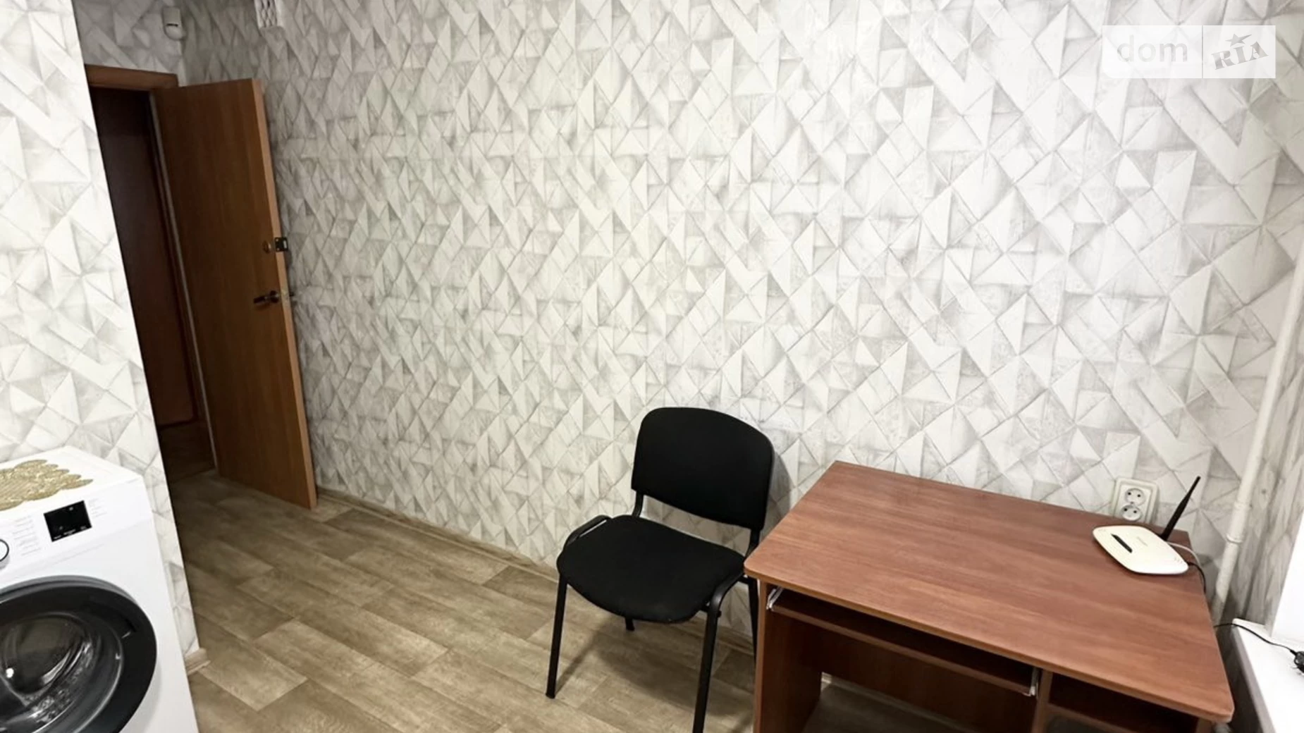 Продается 1-комнатная квартира 34 кв. м в Черкассах, ул. Вернигоры - фото 3