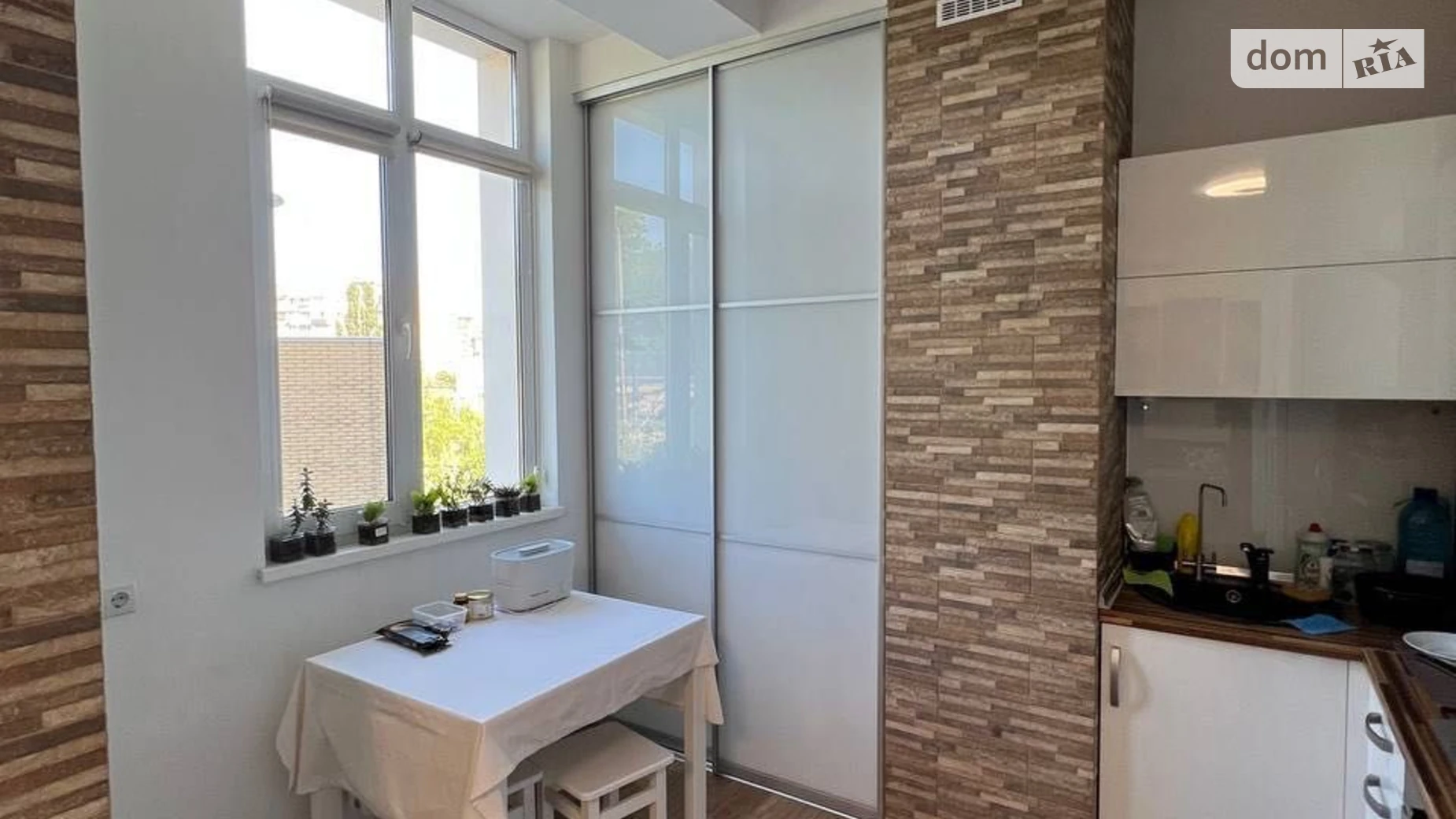 Продается 1-комнатная квартира 67.7 кв. м в Днепре, ул. Евпаторийская, 2Б - фото 3