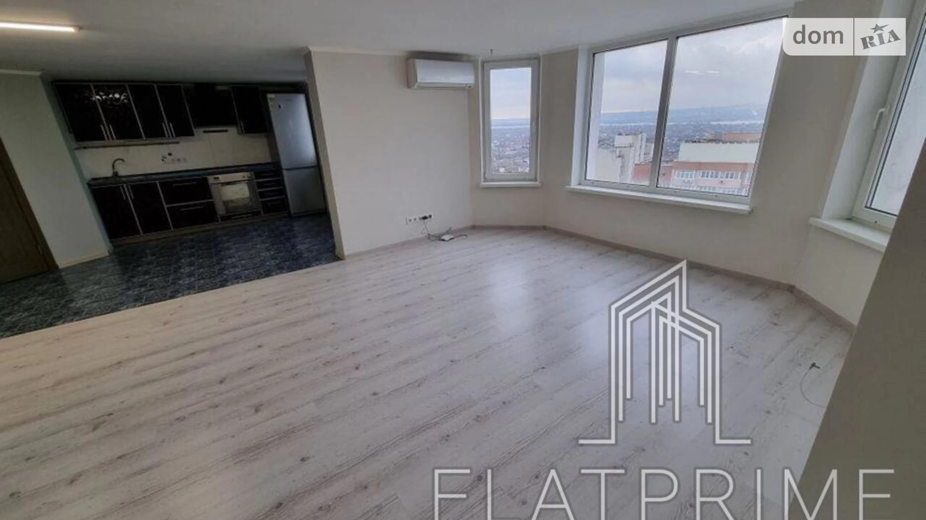 Продается 1-комнатная квартира 65 кв. м в Киеве, ул. Чавдар Елизаветы, 13 - фото 3