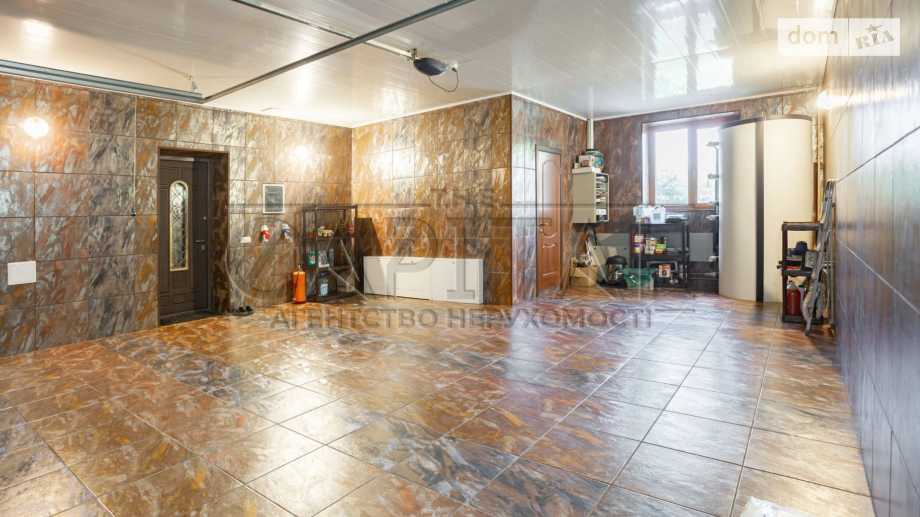 Сдается в аренду дом на 2 этажа 372 кв. м с баней/сауной, цена: 2200 $ - фото 5