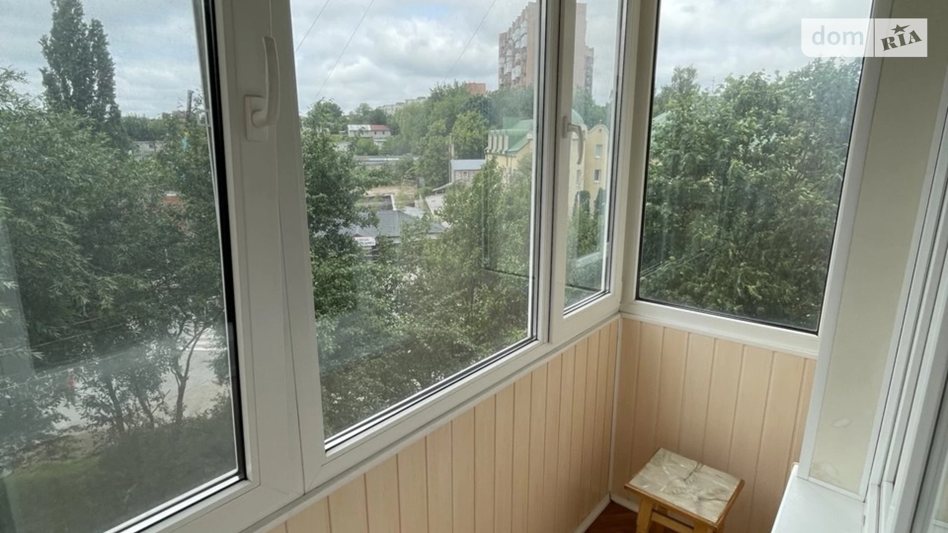 Продается 3-комнатная квартира 72 кв. м в Ровно, ул. Дворецкая, 37 - фото 4