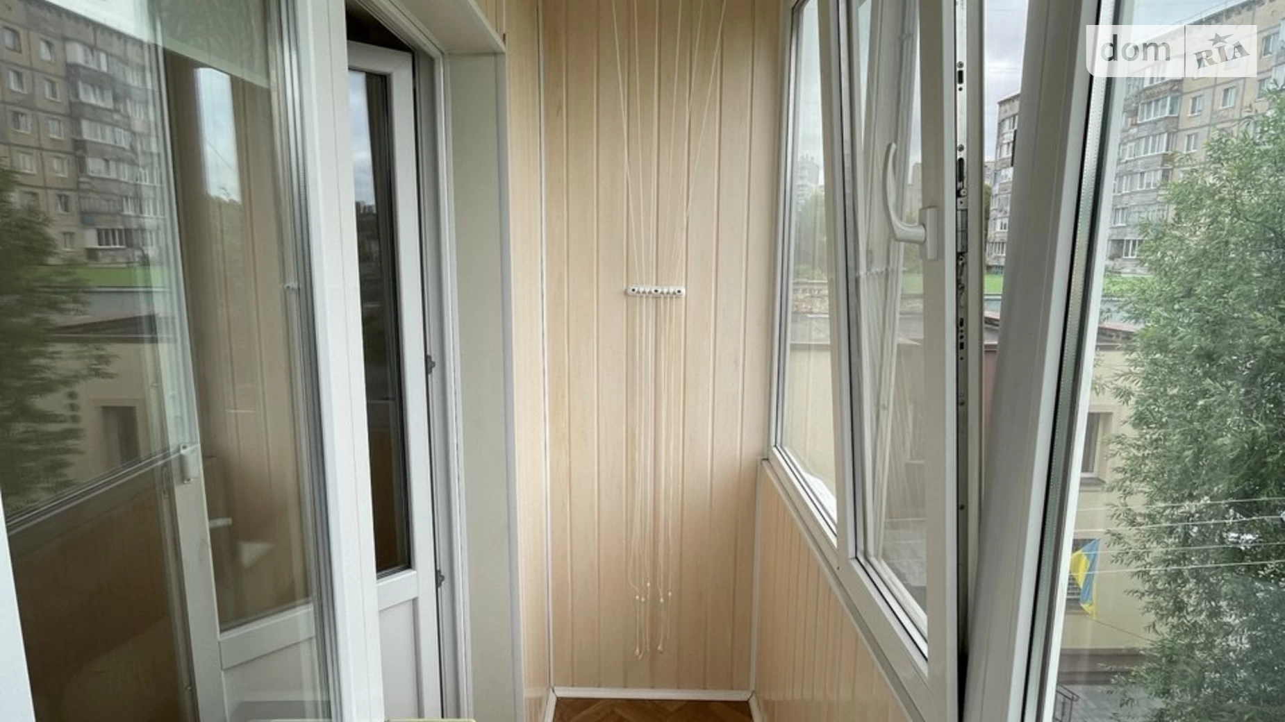 Продается 3-комнатная квартира 72 кв. м в Ровно, ул. Дворецкая, 37 - фото 5