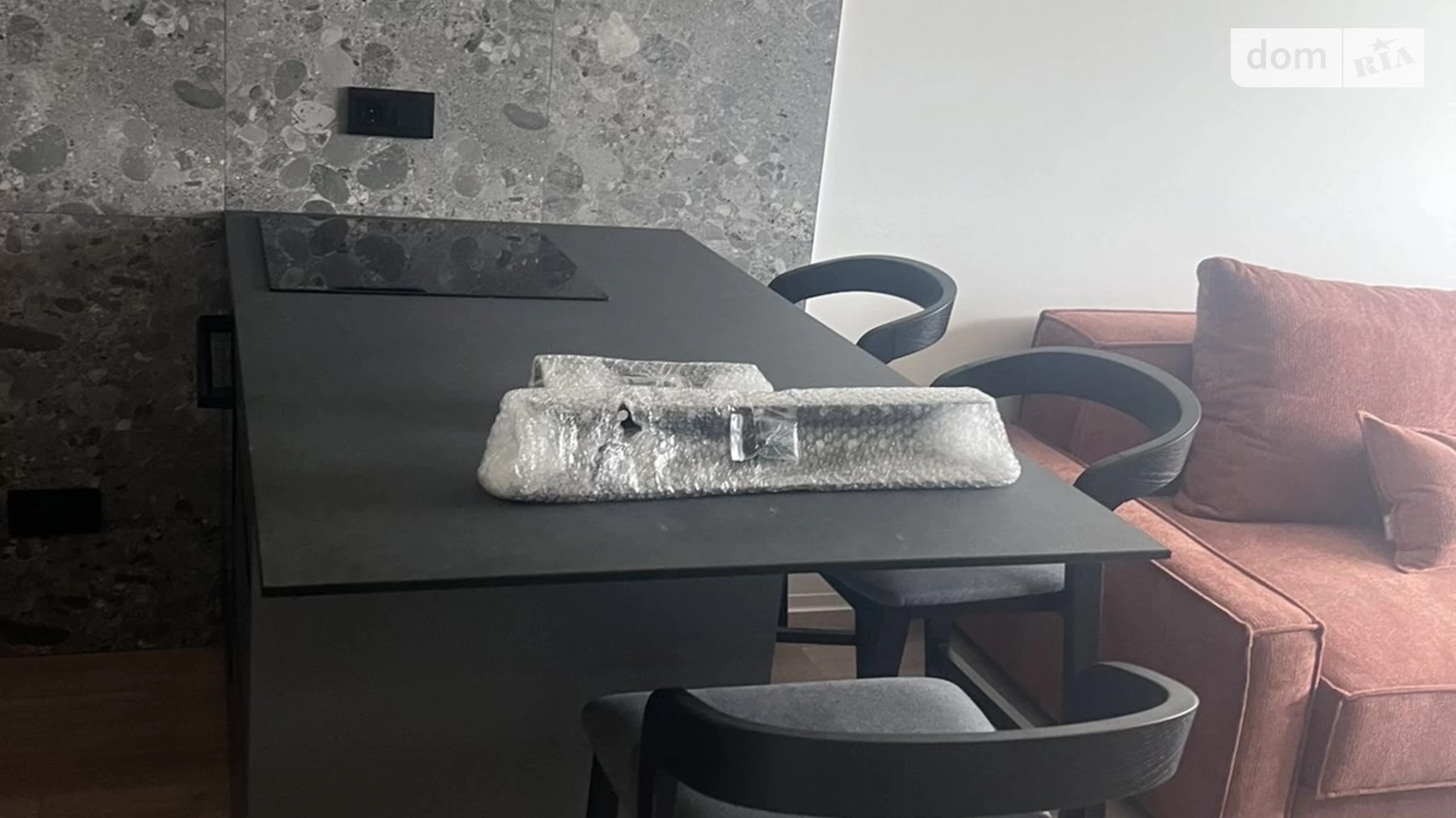 Сдается в аренду 2-комнатная квартира 47 кв. м в Киеве, ул. Салютная, 2 - фото 4