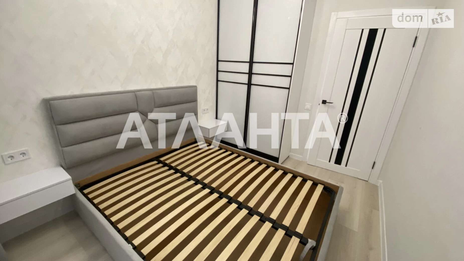 Продается 3-комнатная квартира 64.3 кв. м в Одессе, ул. Инглези - фото 2