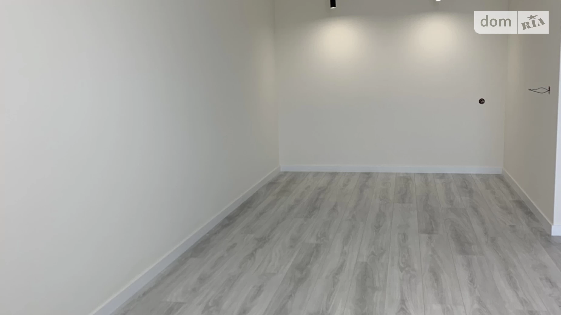 Продается 1-комнатная квартира 45 кв. м в Петрикове, цена: 45000 $ - фото 4