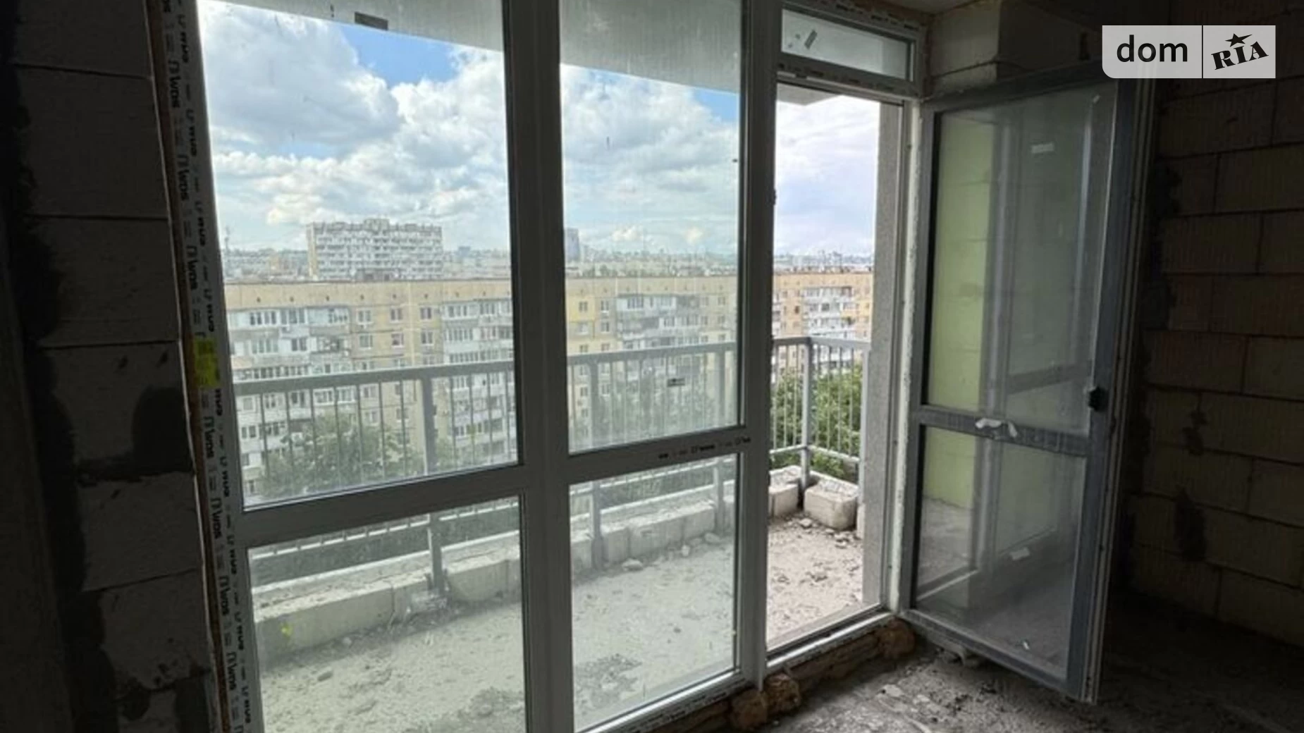 Продается 3-комнатная квартира 69.8 кв. м в Днепре, пер. Добровольцев, 3 - фото 3