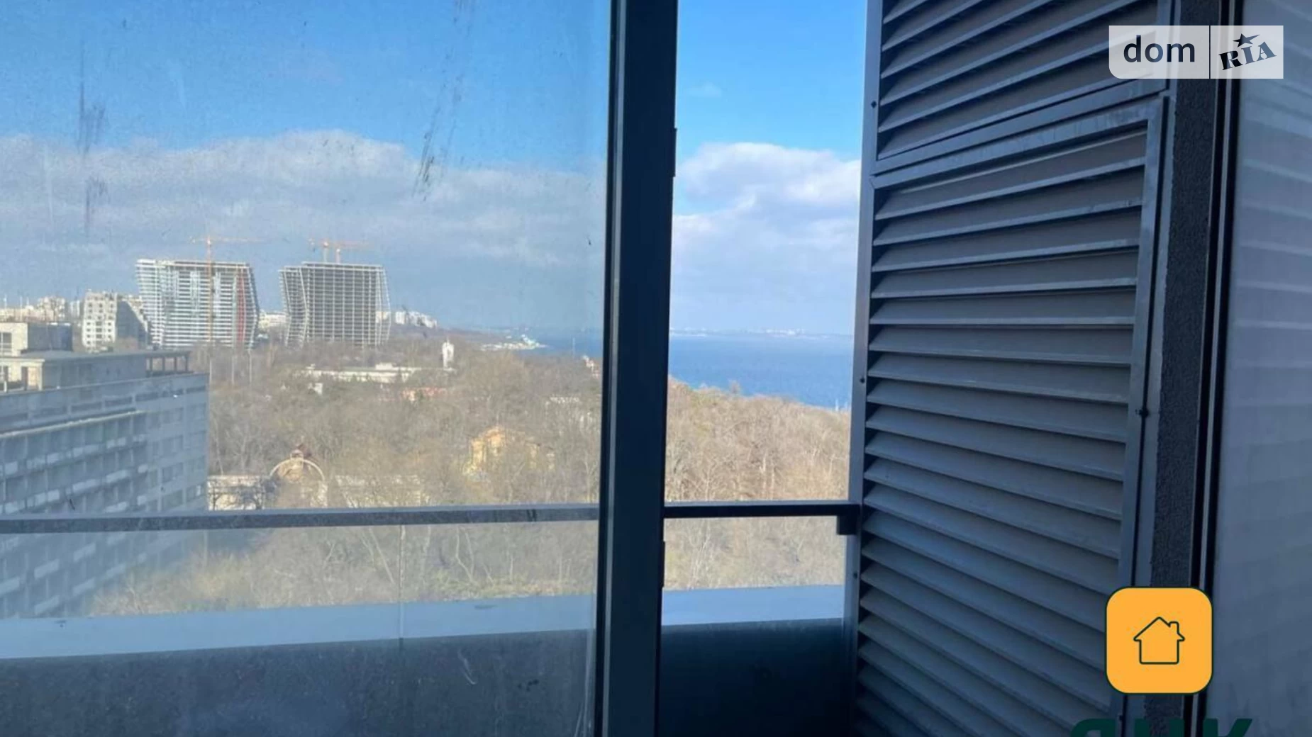 Продается 2-комнатная квартира 74 кв. м в Одессе, бул. Французский, 85/5 - фото 2